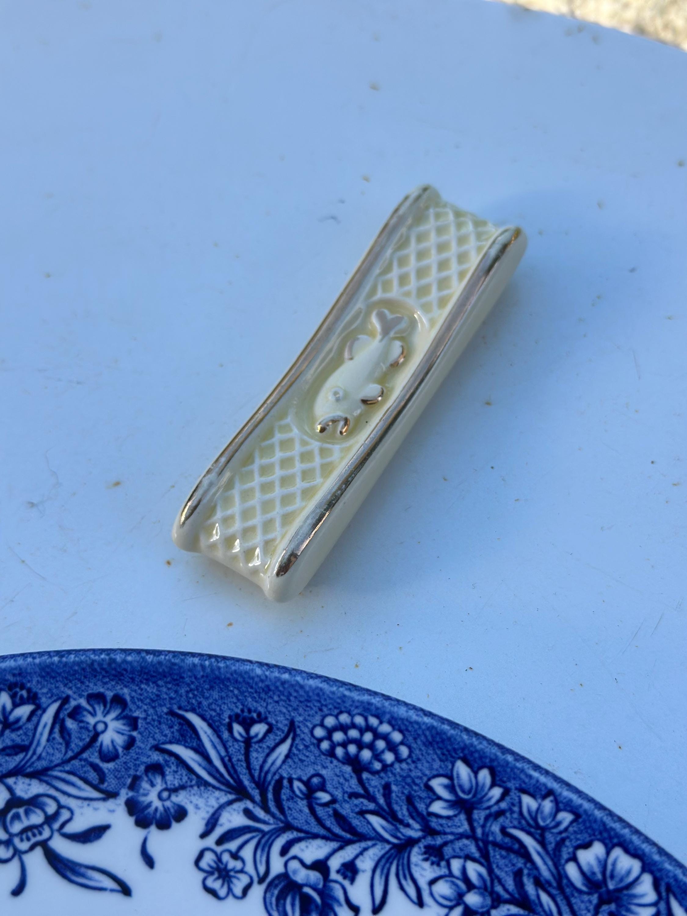Vintage Cream and Gold Ceramic Knife Rests, Fish and Trellis Decor, Retro Tableware - set of 6
