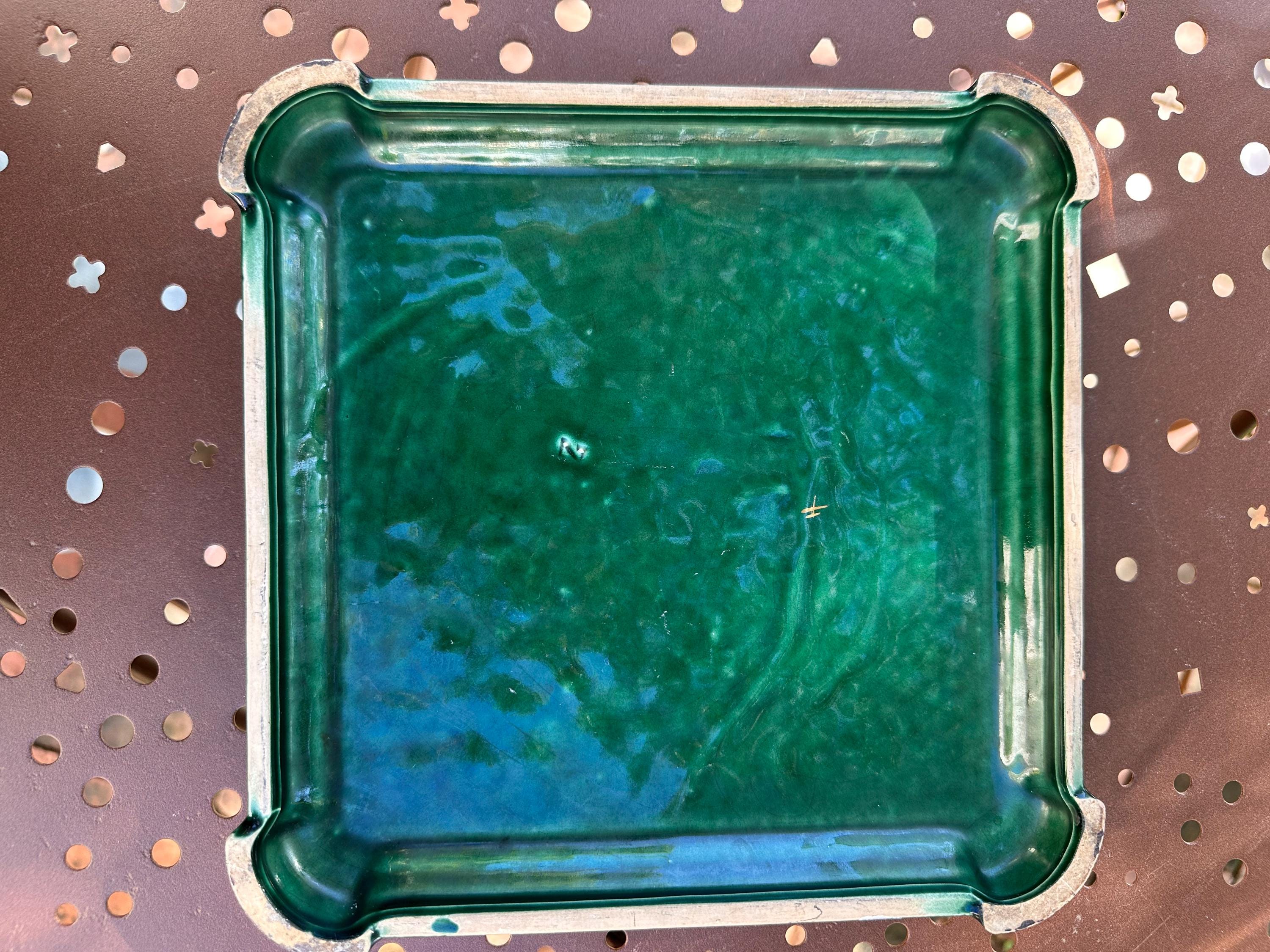 Dessous-de-plat ancien en céramique Poët-Laval – Vert émeraude