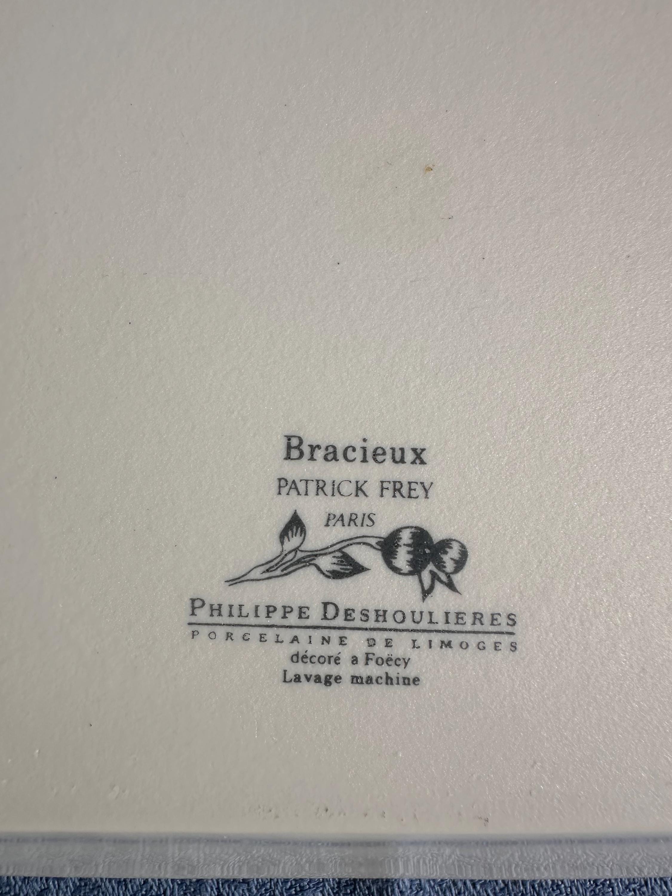 Deshoulières Porcelain Cake Platter – Bracieux model by Patrick Frey