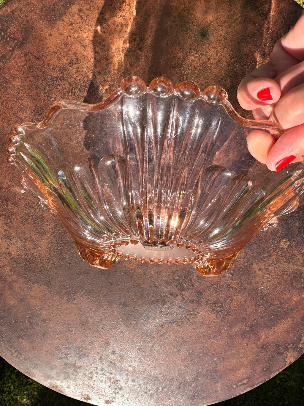 Coupe tripode ancienne en verre Rosaline – Style Art Déco