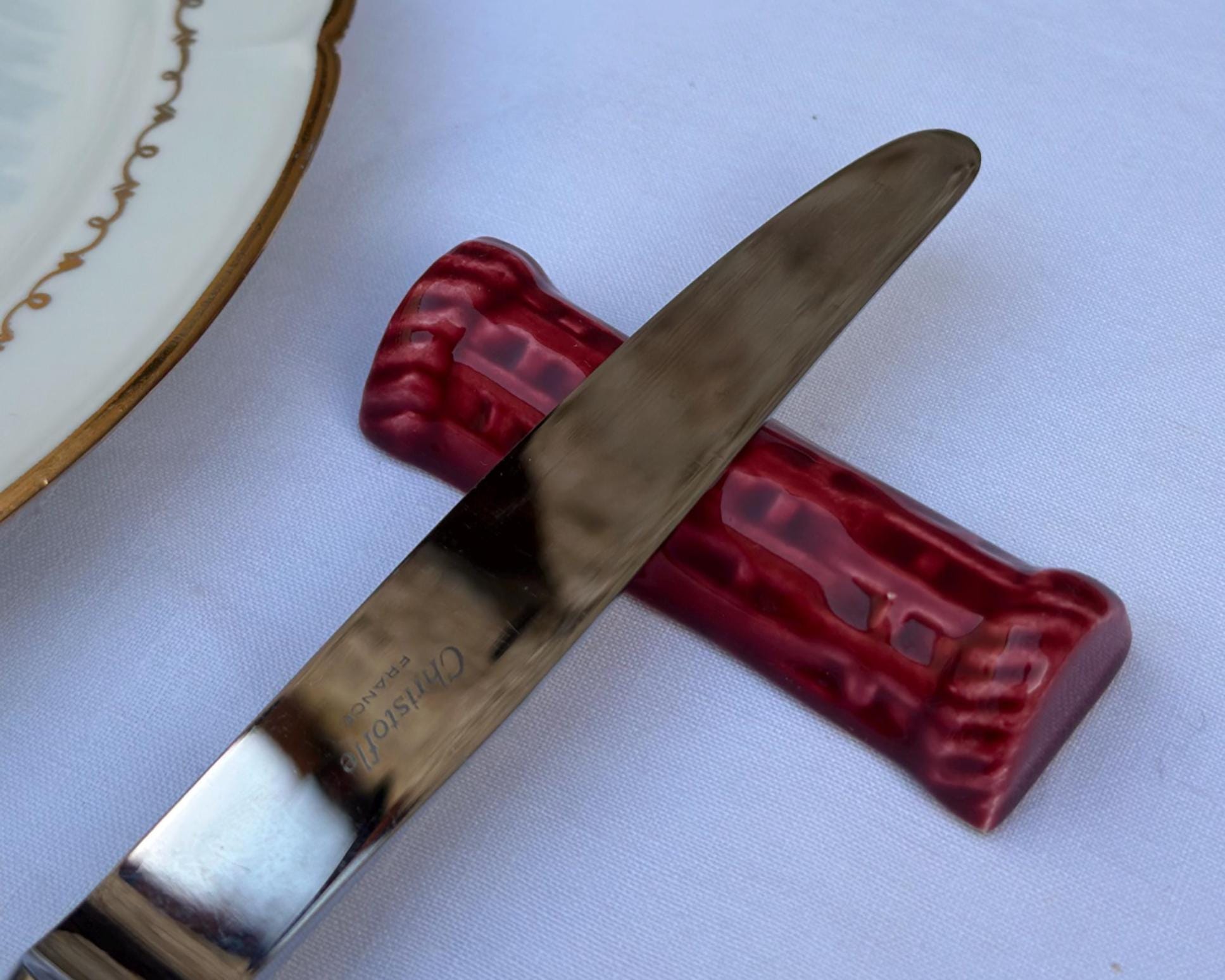 Vintage PROCERAM Aubagne Knife Rests – Oxblood Red Ceramic – Basketweave Decoration – French Tableware - Set of 6