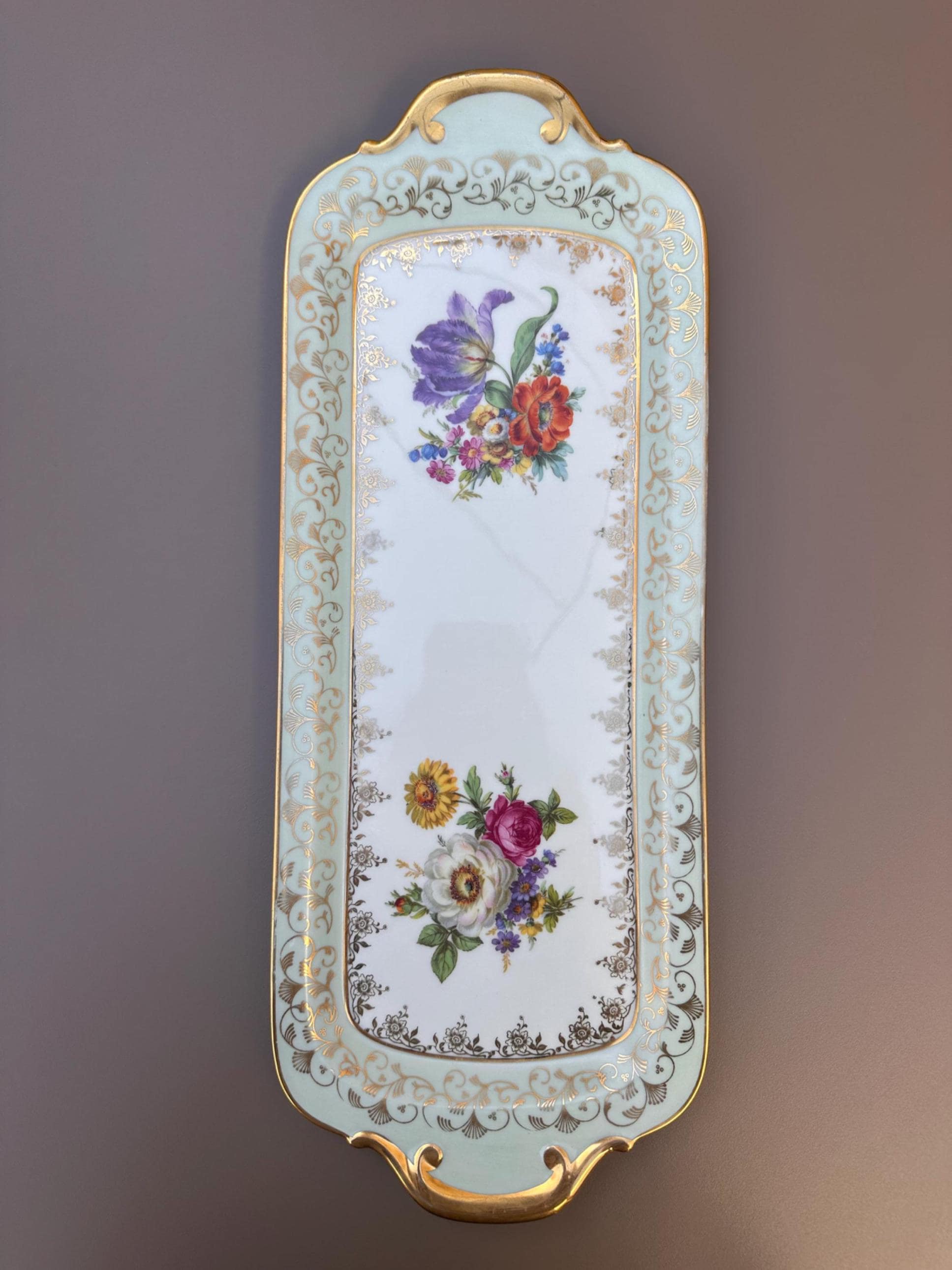 Antique Saxon porcelain cake dish – Floral and gold decoration