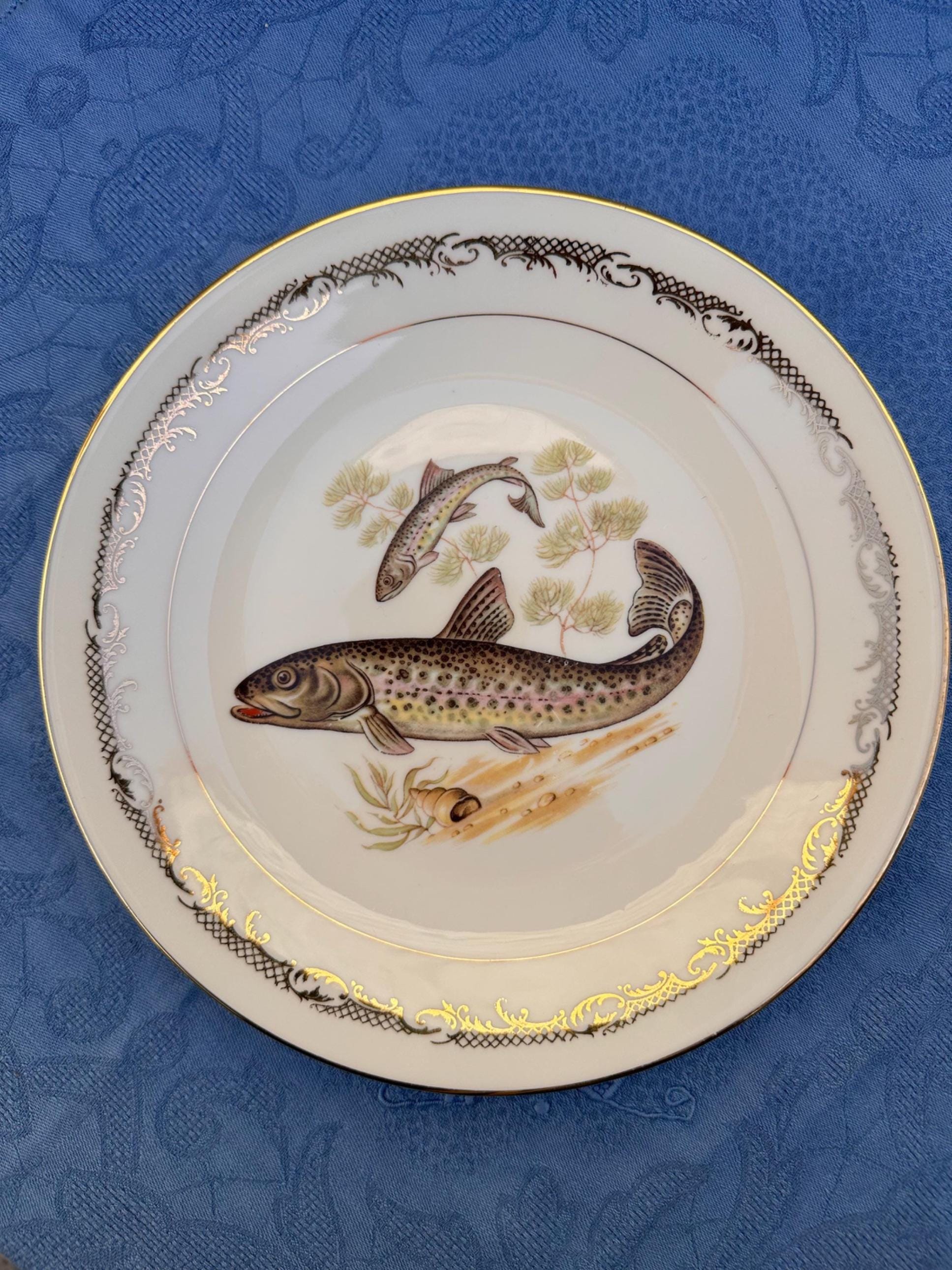 Vintage Limoges Porcelain Fish Plates – Limoges Enamel, Freshwater Fish Motif and Gilt Rim - Set of 7