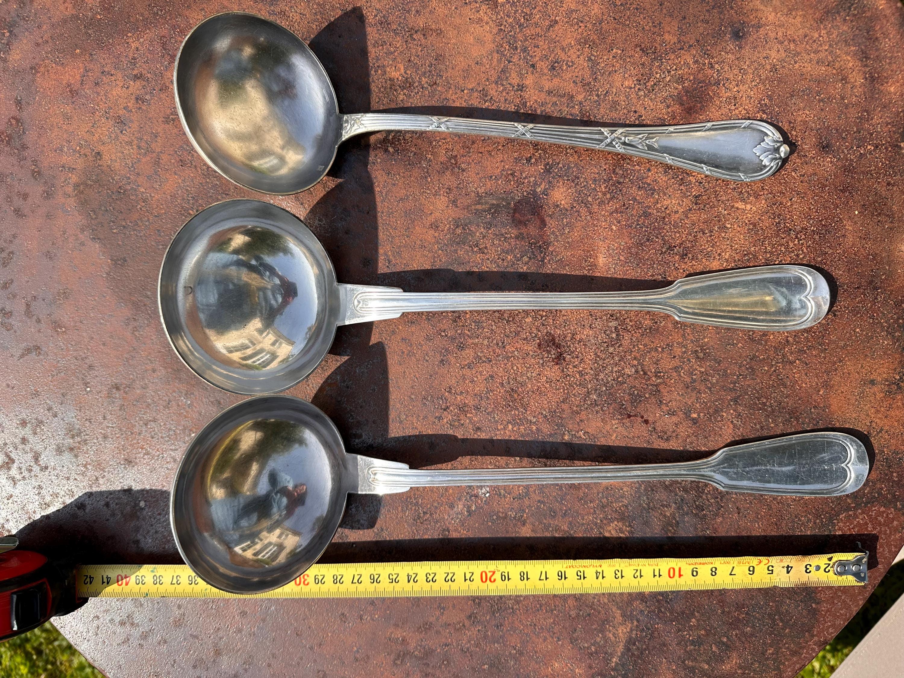 Louche de table en métal argenté – Ravinet d'Enfert "Vieux Paris"