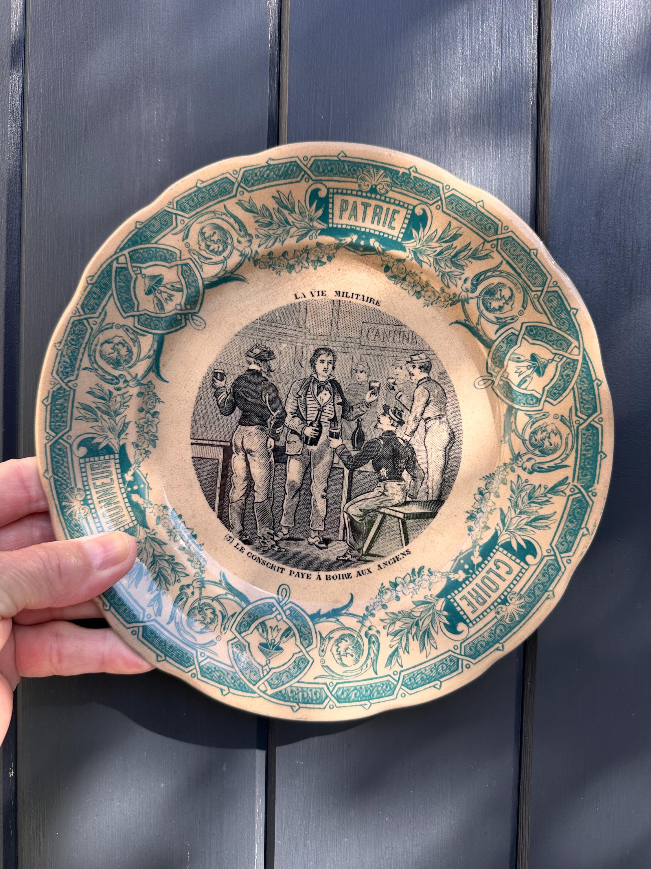 Lot de 3 Assiettes Parlantes Sarreguemines "La Vie Militaire" – Fin XIXe