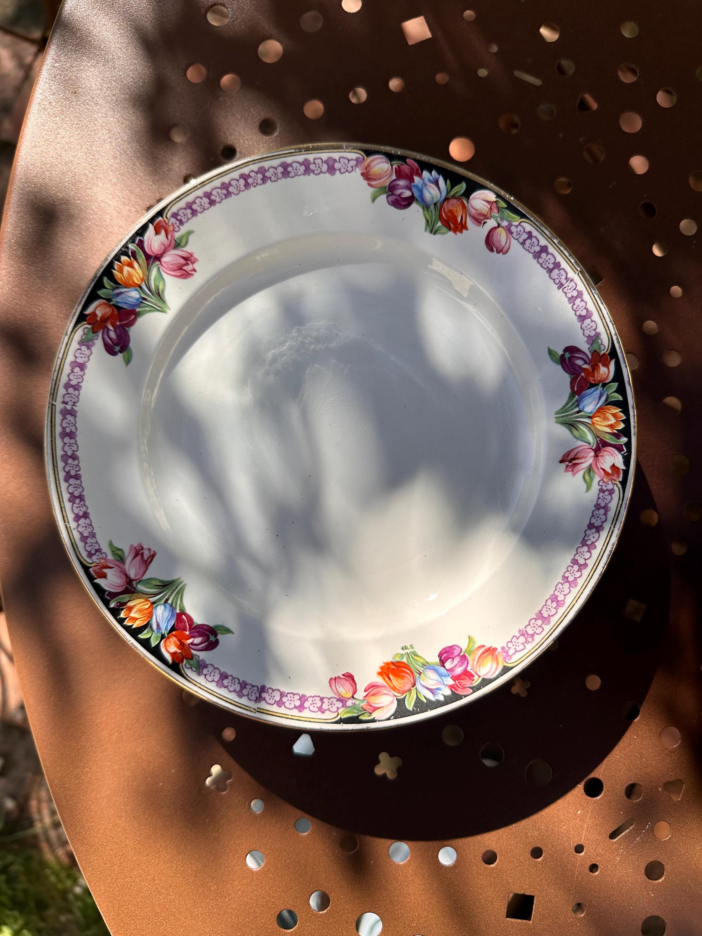 8 antique Saint-Amand dessert plates – Tulip decor