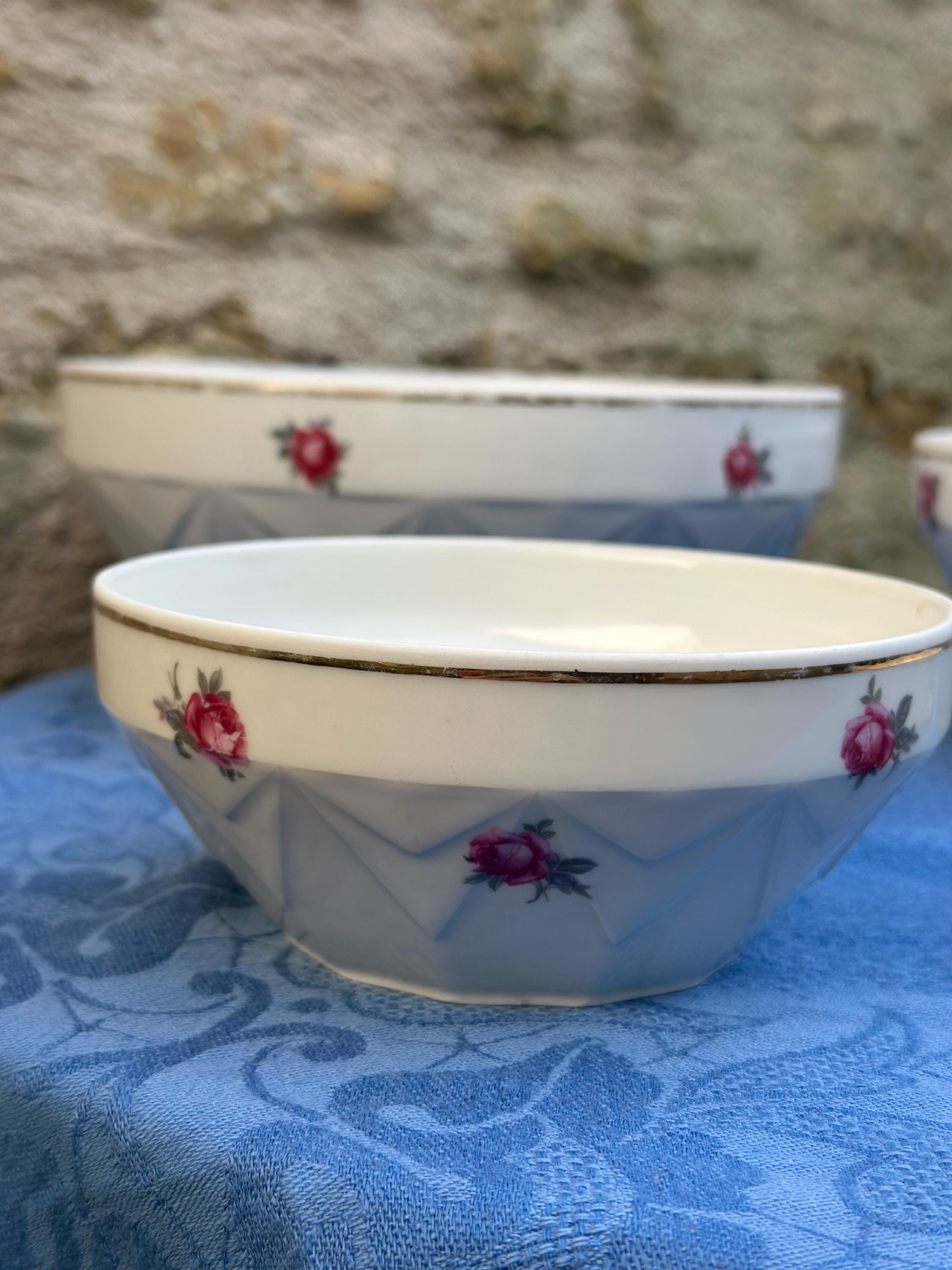 Set of 4 Vintage Porcelain Faceted Nesting Bowls with Rose Decor