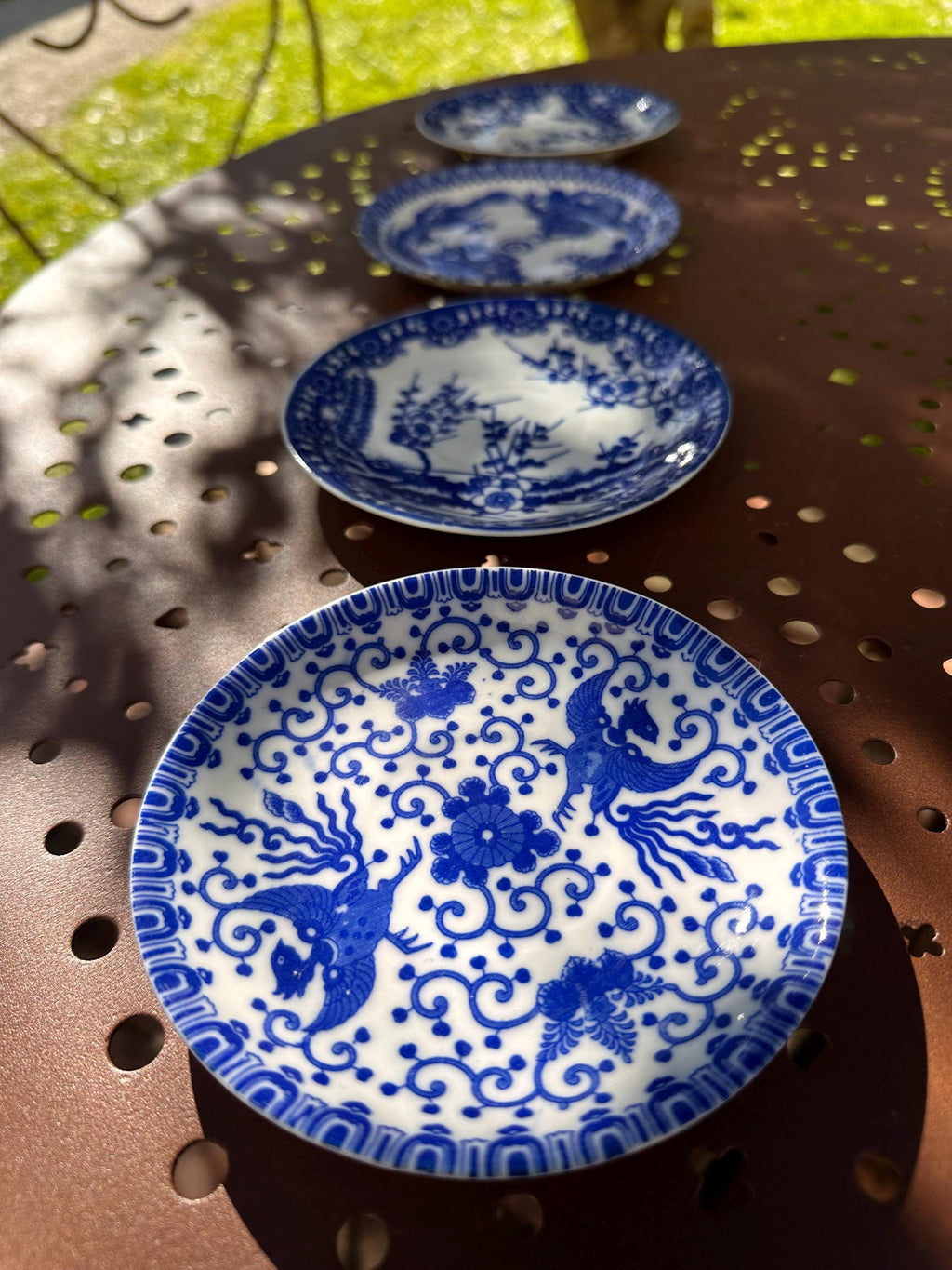 Petites assiettes  Vintage made in Japan en Porcelaine Bleue & Blanche – Assiettes à pain chic  –Art de la Table Japonais - lot de 4