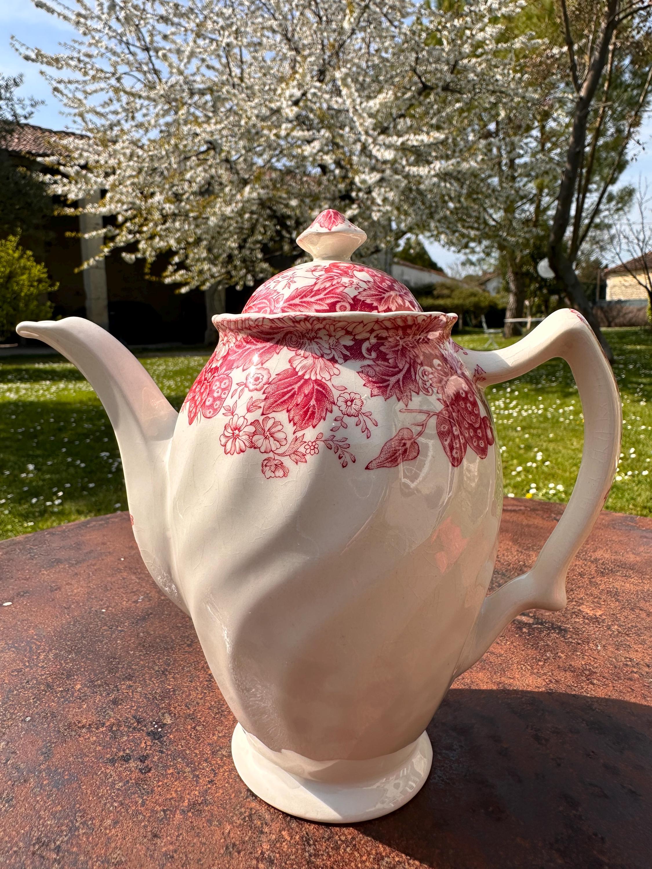 Johnson Brothers Tall Teapot – "Strawberry Fair" Pattern