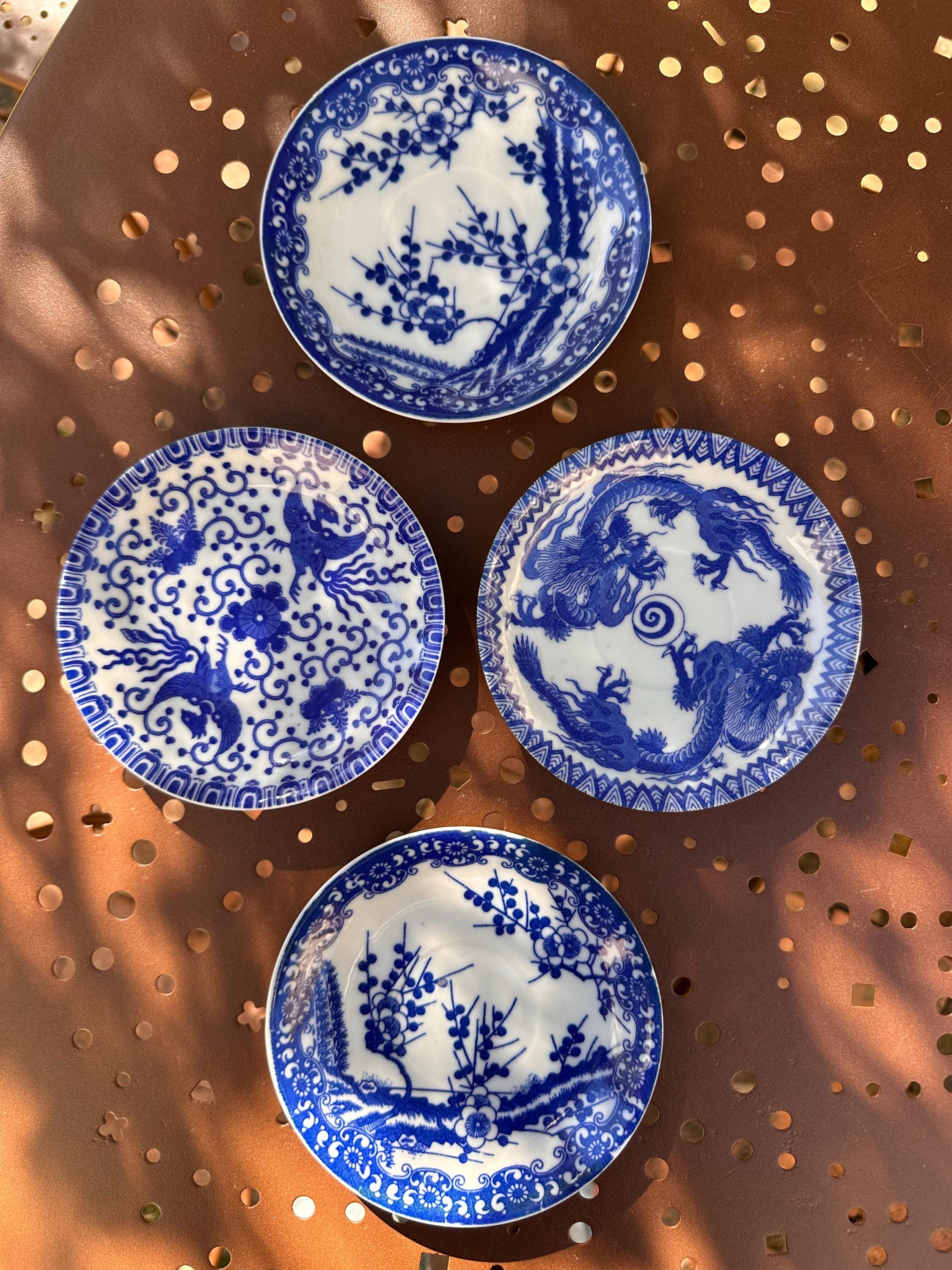 Petites assiettes  Vintage made in Japan en Porcelaine Bleue & Blanche – Assiettes à pain chic  –Art de la Table Japonais - lot de 4
