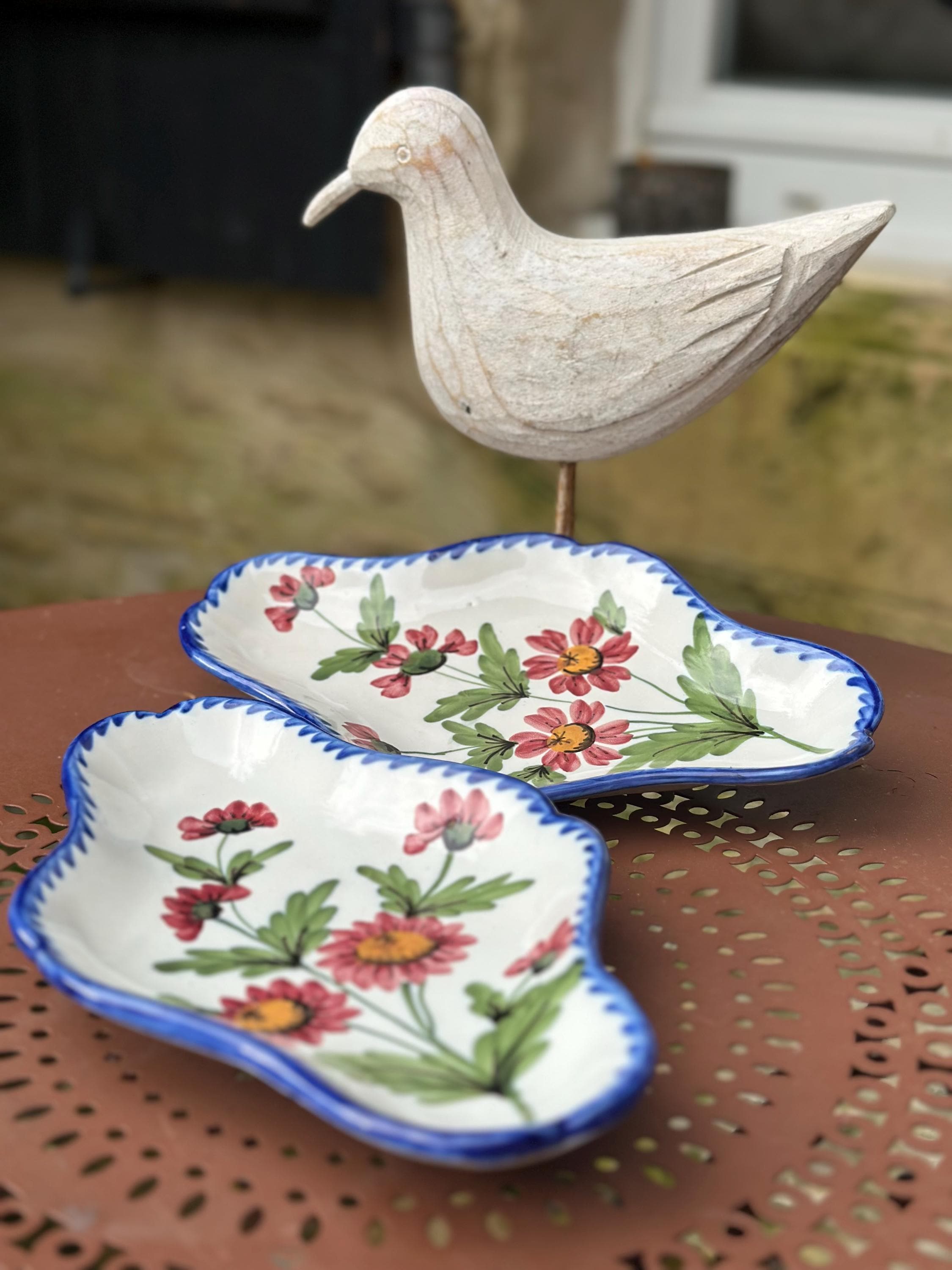 Vintage Ceramic Dish Bowls – Hand-Painted Floral Decor – Retro Trinket Dish or Ramekin – Chic Country Charm - set of 2