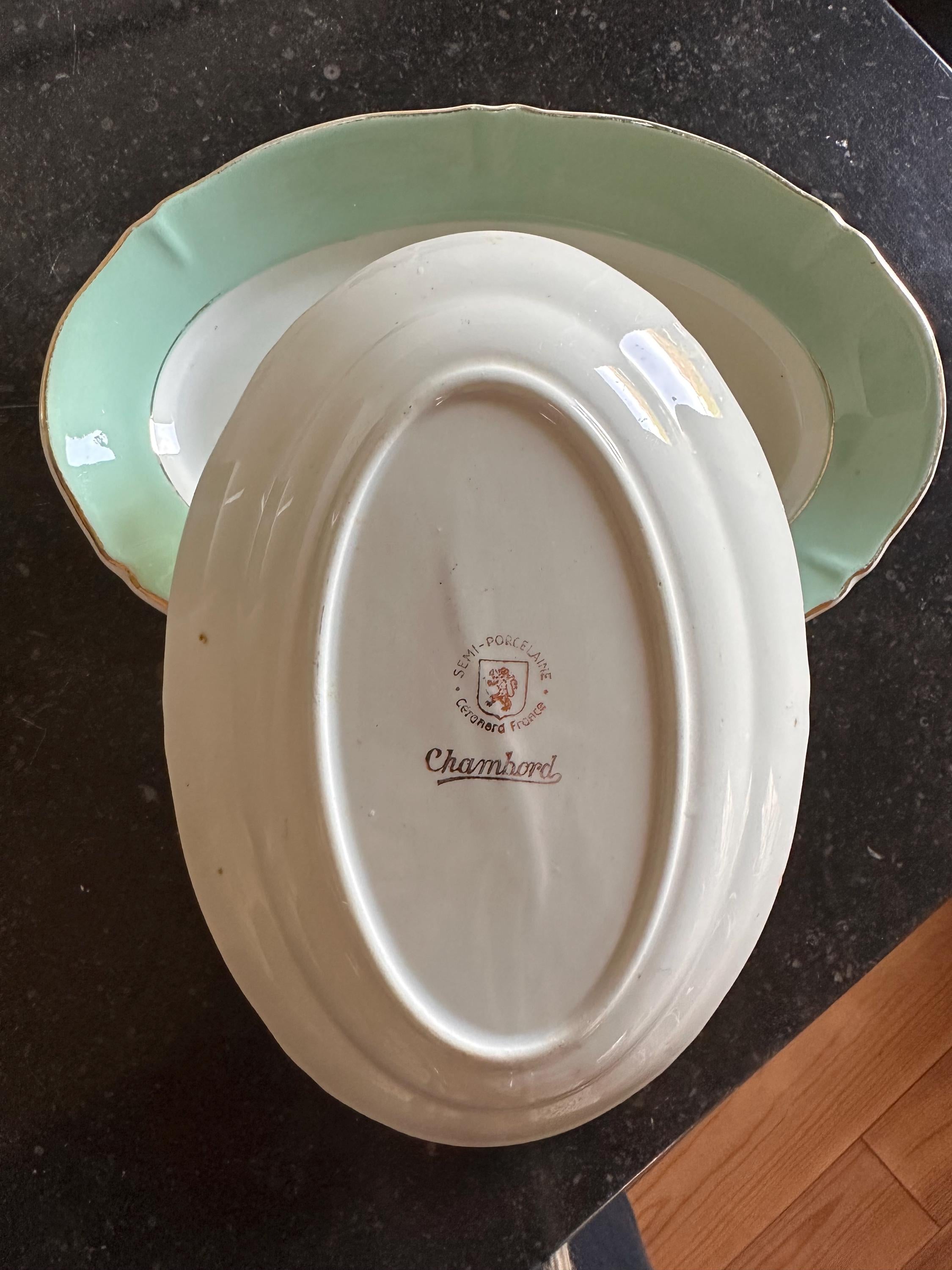 Lot de 2 Raviers Ceranord Saint-Amand "Chambord" – Semi-Porcelaine Vintage