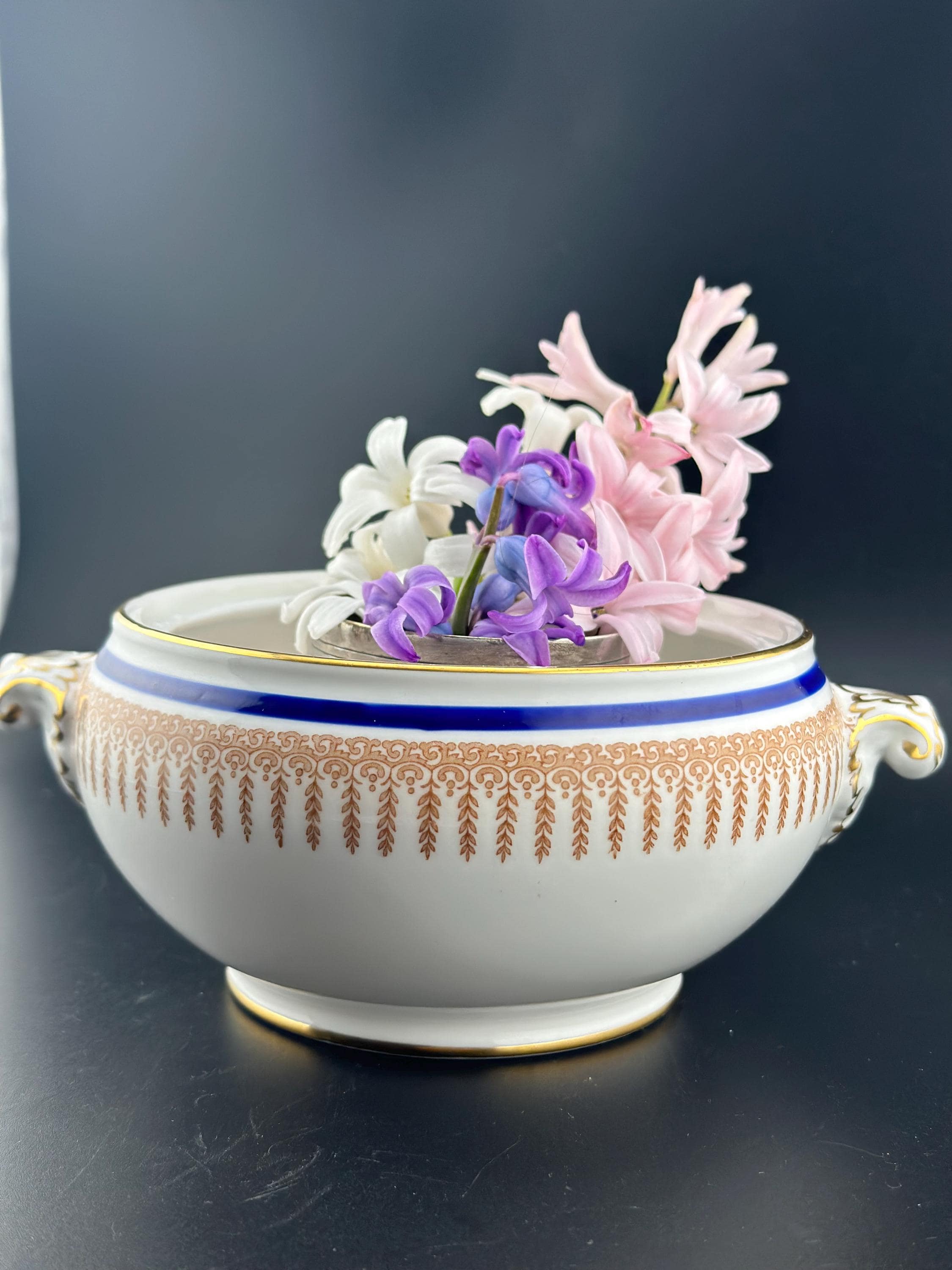 Antique Adderley Fine China Gravy Boat – Windsor Pattern