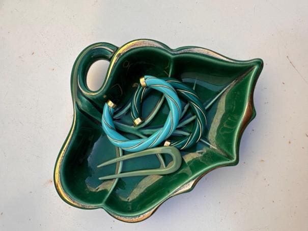 Ravier Coupelle Feuille Vintage -Céramique Vert Émeraude et Or-Vide-poche Années 50 - Made in France - Vallauris Verceram -lot de 2