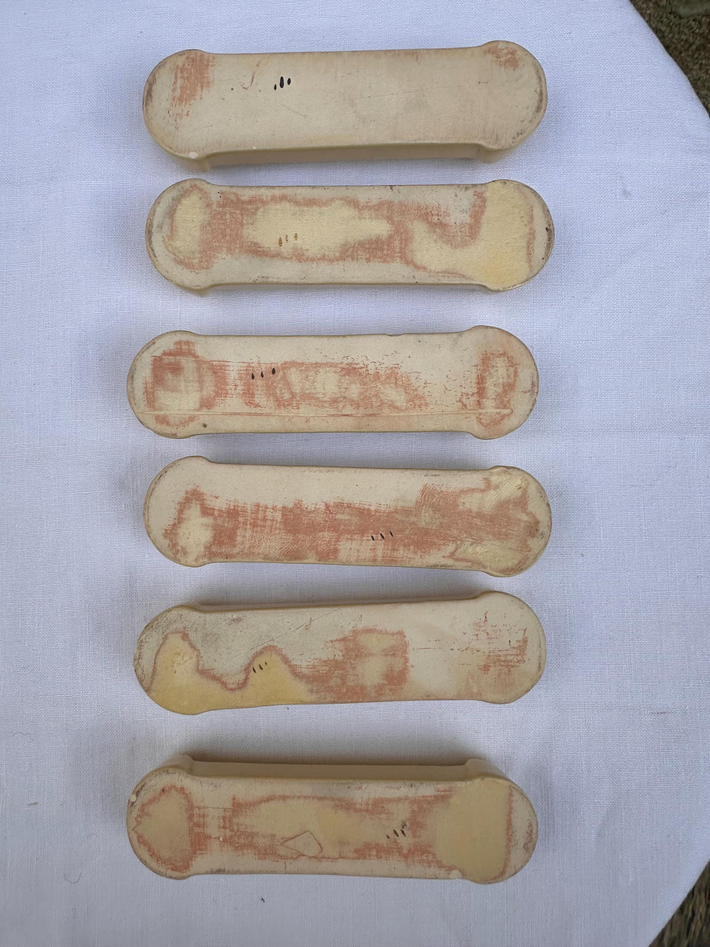 Porte-couteaux Vintage Art Déco – Céramique Beige crème et Liserés Or – Élégance à la Française - lot de 6