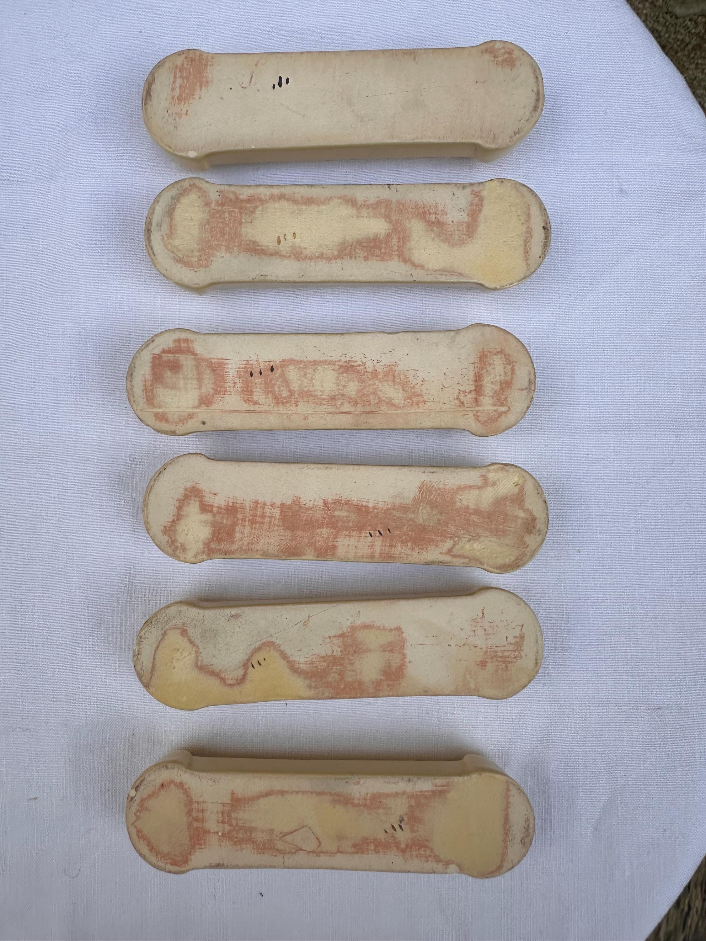 Porte-couteaux Vintage Art Déco – Céramique Beige crème et Liserés Or – Élégance à la Française - lot de 6