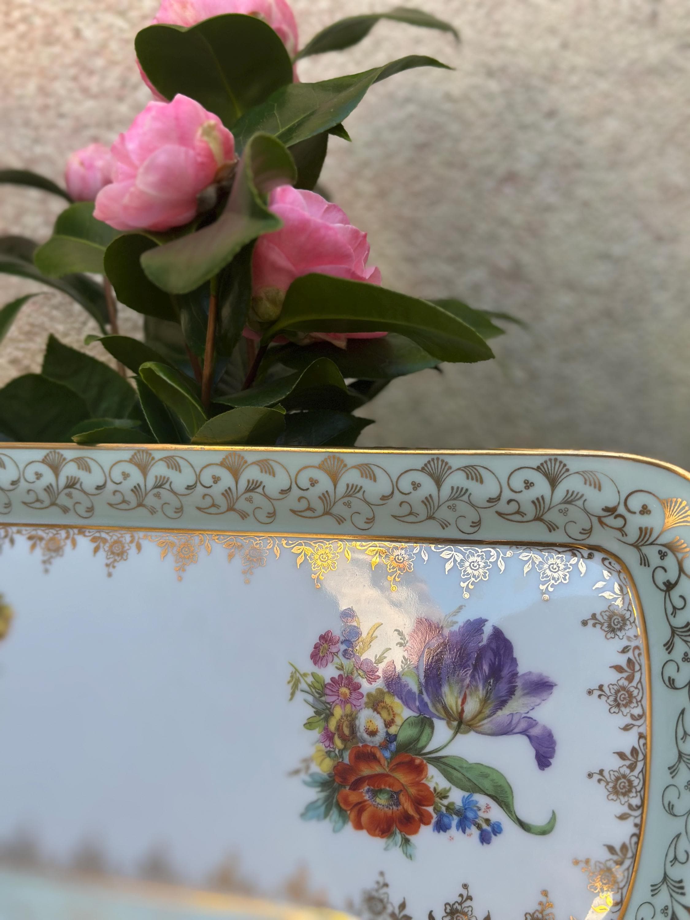 Antique Saxon porcelain cake dish – Floral and gold decoration