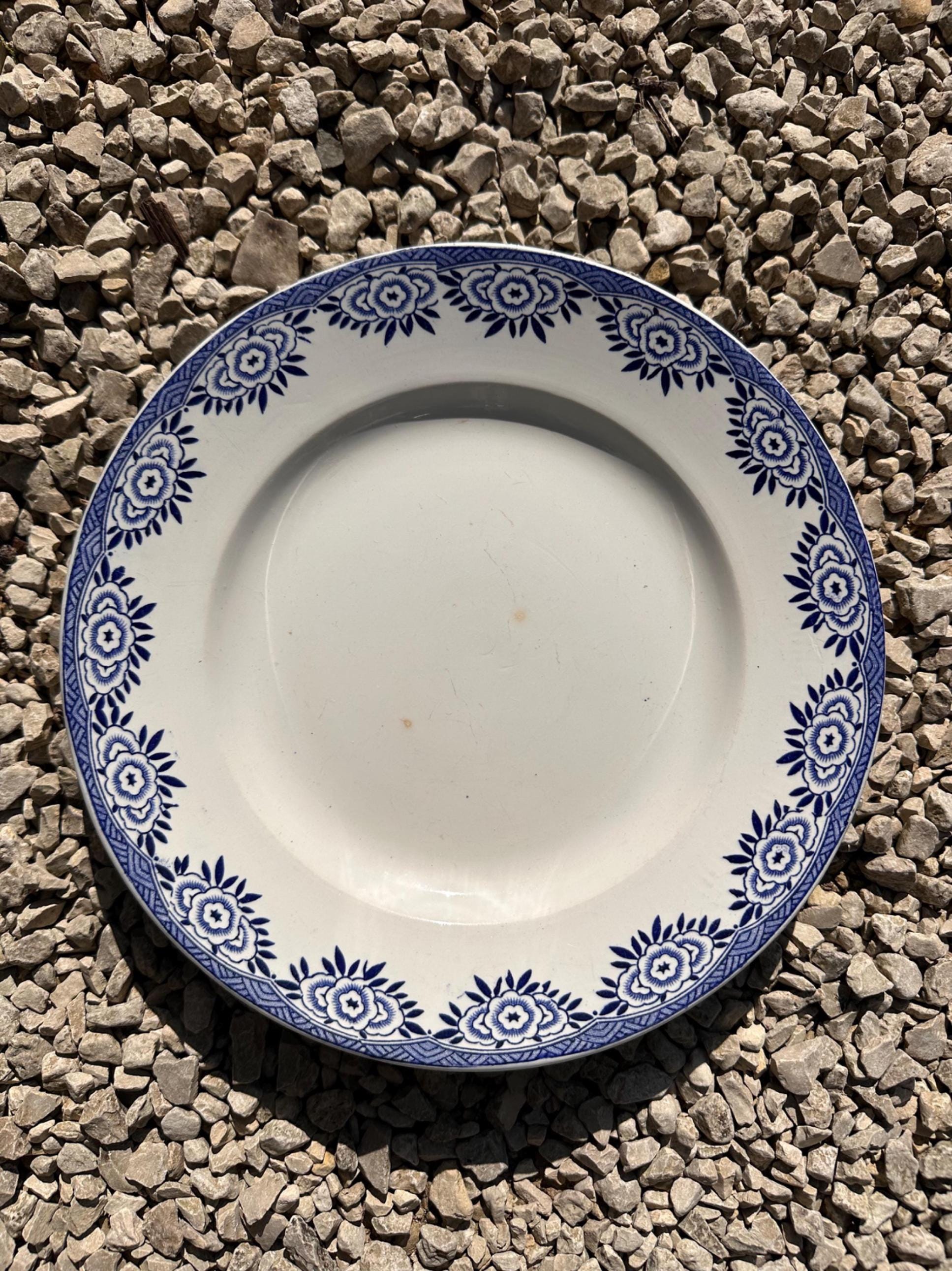 Grand plat rond ancien Sarreguemines – Modèle Capri