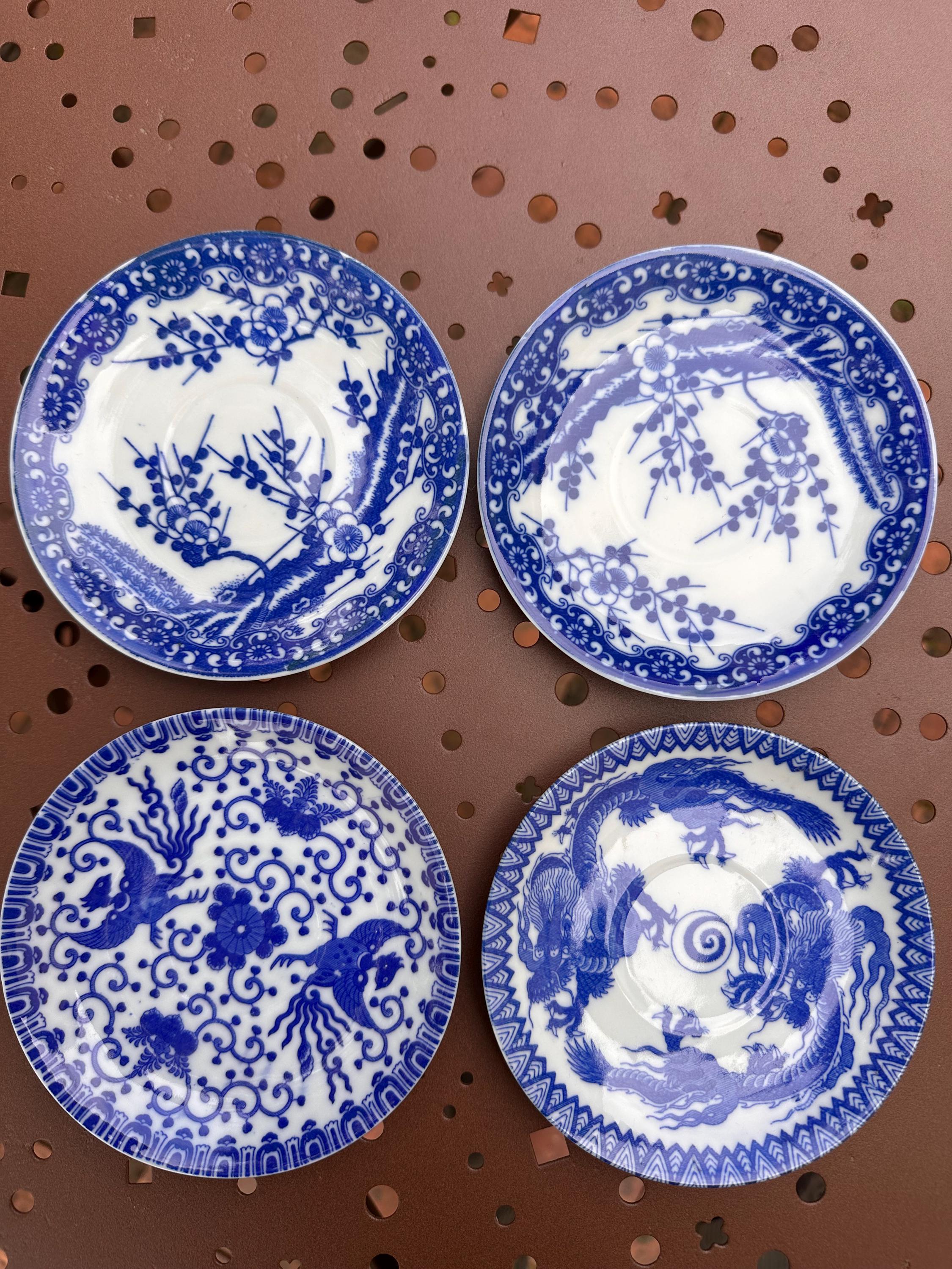 Petites assiettes  Vintage made in Japan en Porcelaine Bleue & Blanche – Assiettes à pain chic  –Art de la Table Japonais - lot de 4