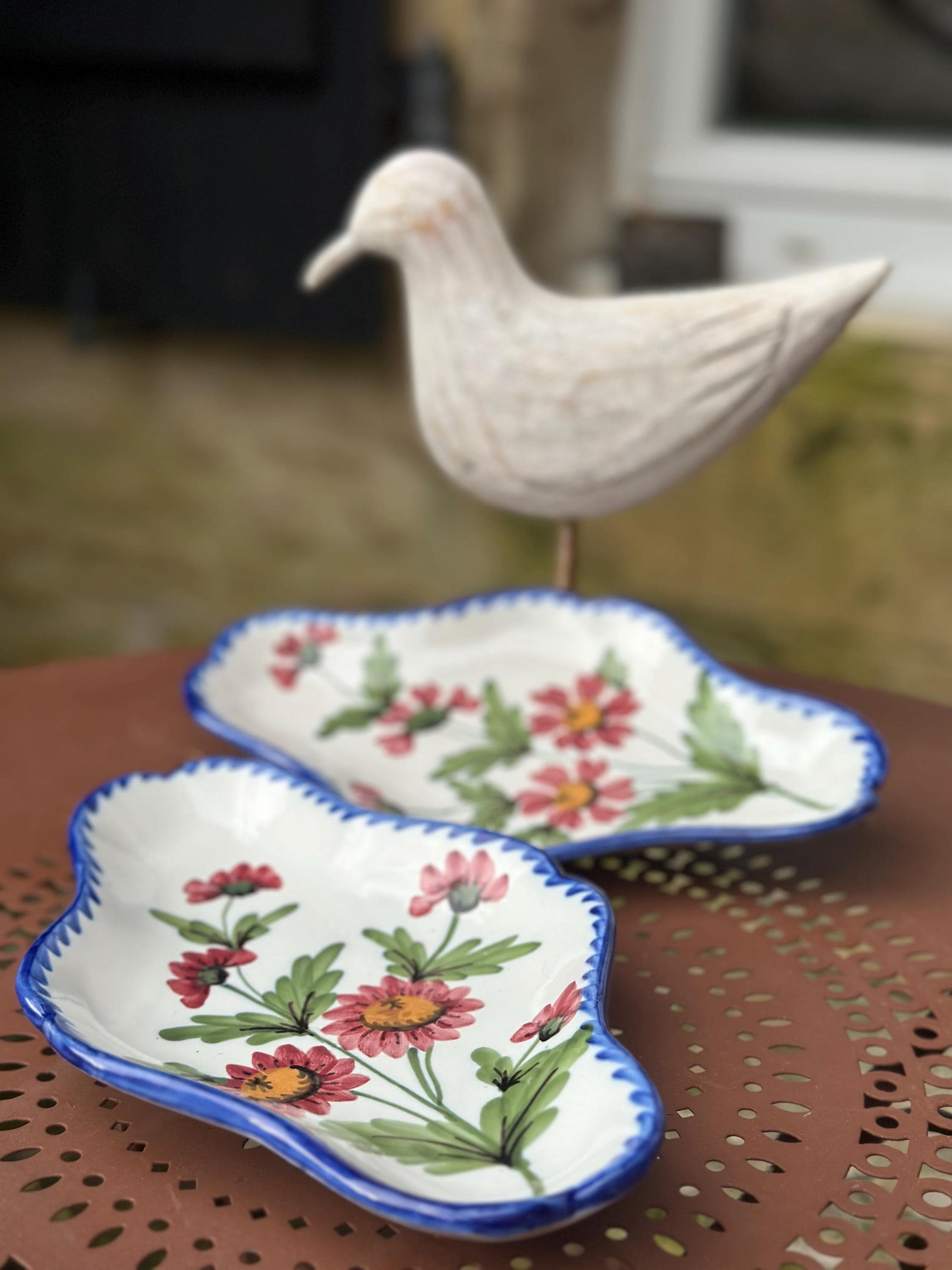 Vintage Ceramic Dish Bowls – Hand-Painted Floral Decor – Retro Trinket Dish or Ramekin – Chic Country Charm - set of 2