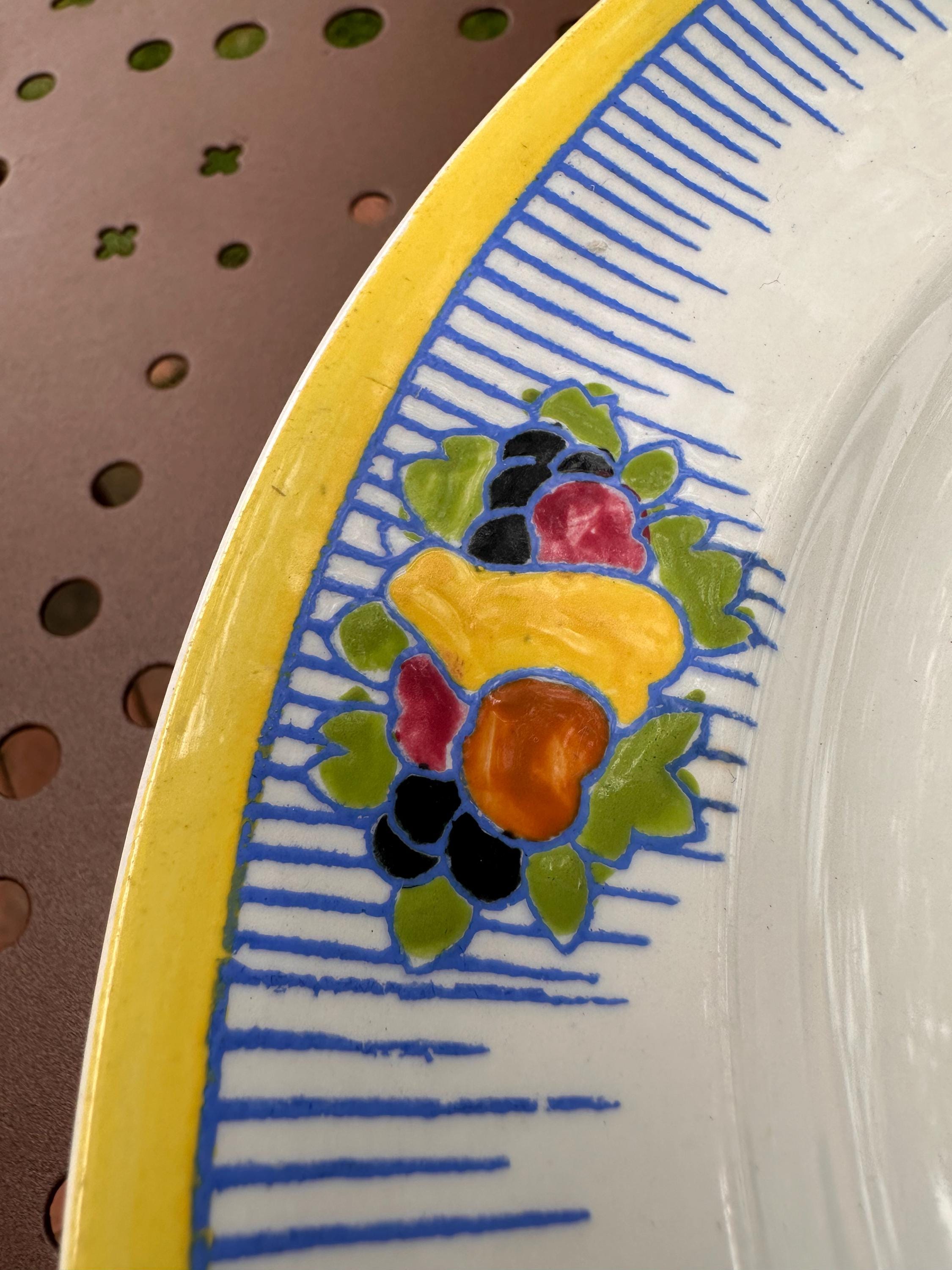 Lot de 10 Assiettes Boch Frères La Louvière Art Déco, Décor Fruitier