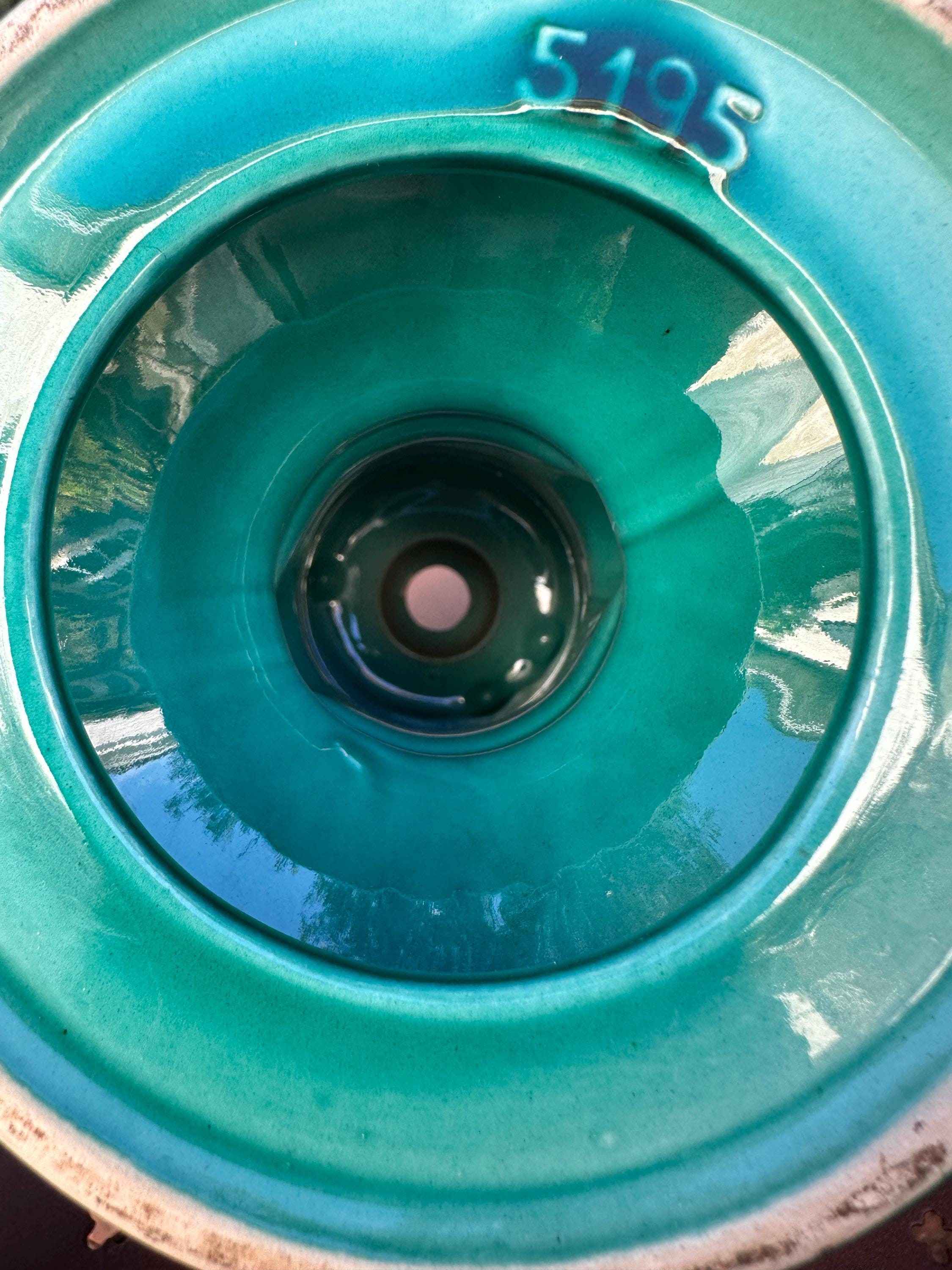 Bougeoir à 3 branches Saint-Clément – Vert émeraude et dorure ancienne