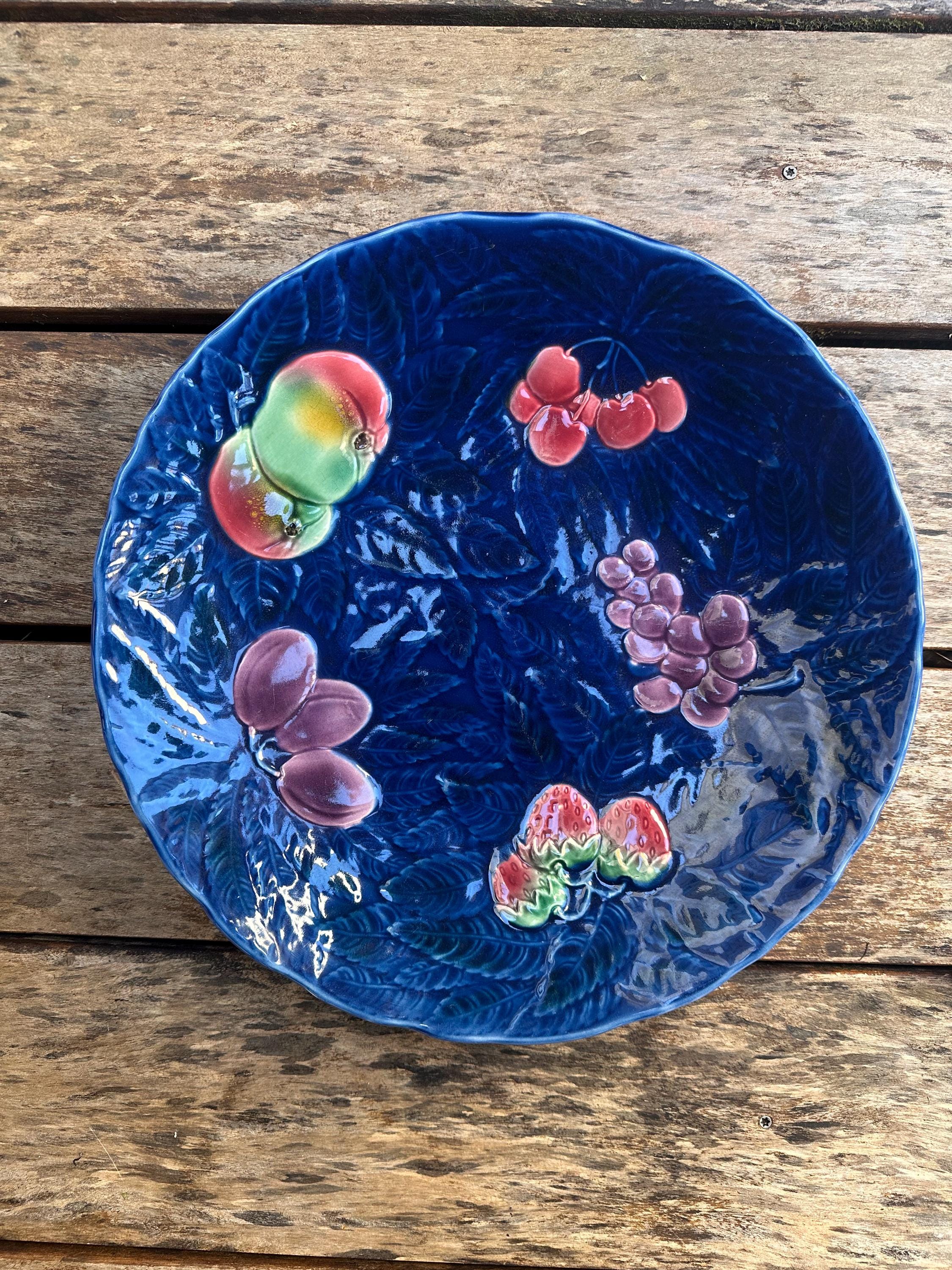 Antique Sarreguemines majolica dish – Fruit decor, cobalt blue