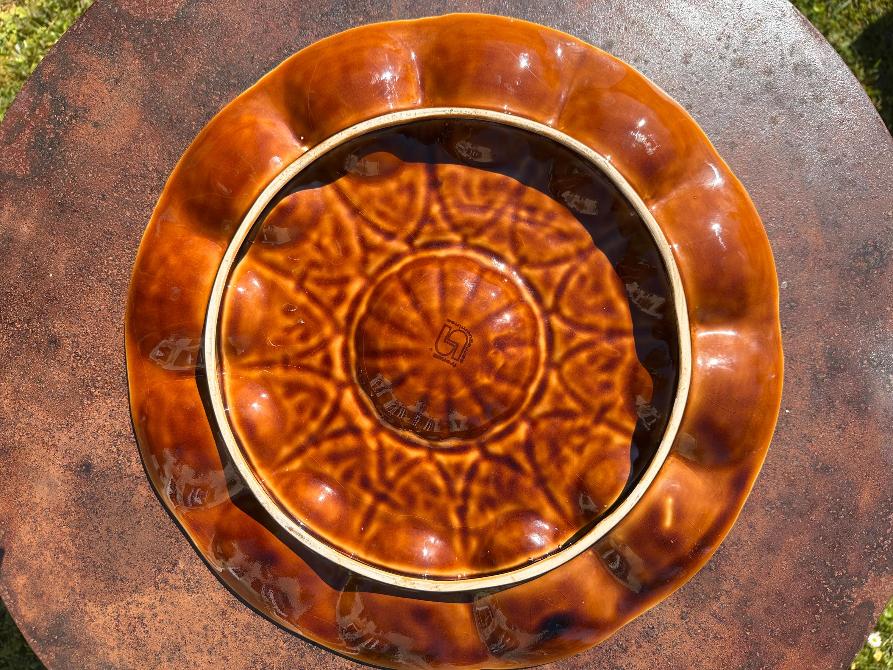 Antique Sarreguemines slipware oyster dish – 12 compartments