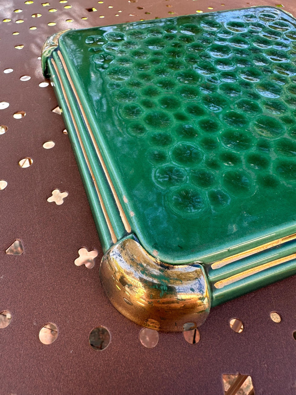 Dessous-de-plat ancien en céramique Poët-Laval – Vert émeraude