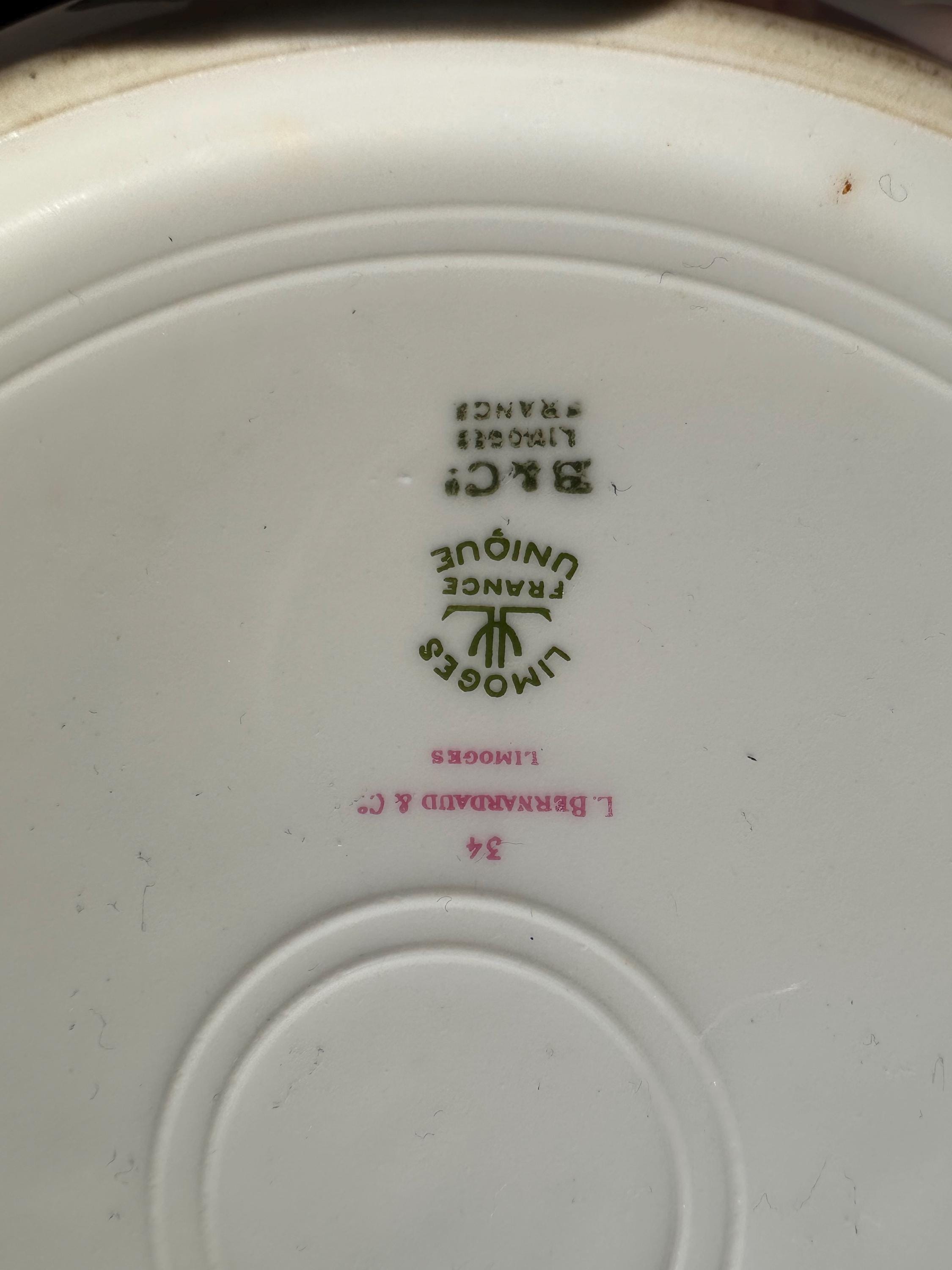 Grand plat creux Bernardaud Limoges – Porcelaine ancienne