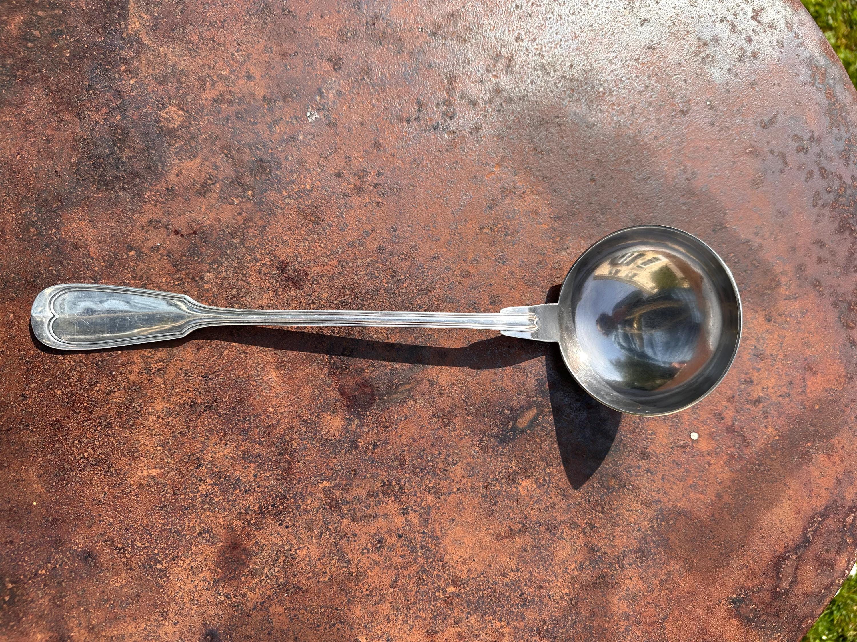Louche de table en métal argenté – Ravinet d'Enfert "Vieux Paris"
