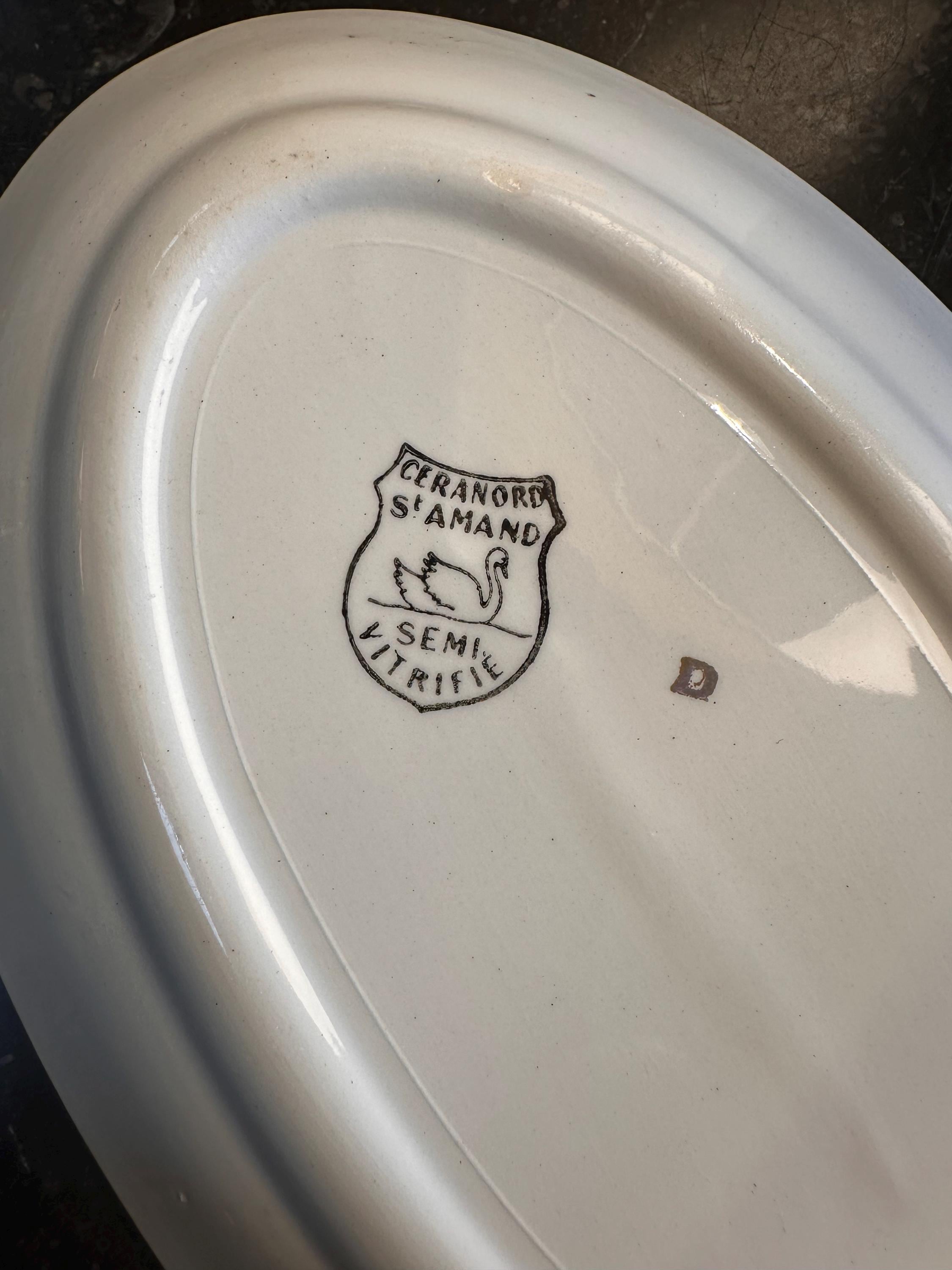Antique oval earthenware dish – Wildflower pattern