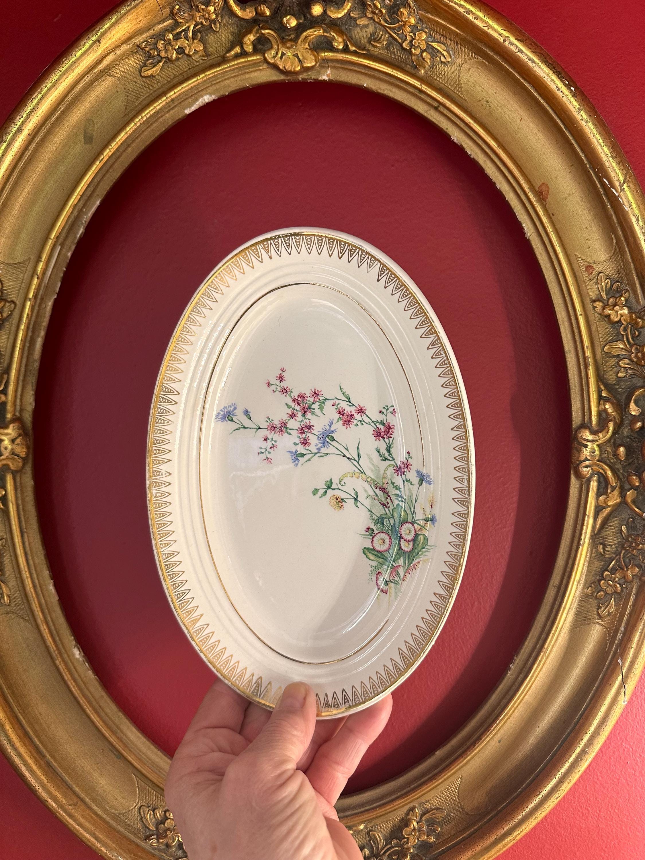 Antique oval earthenware dish – Wildflower pattern