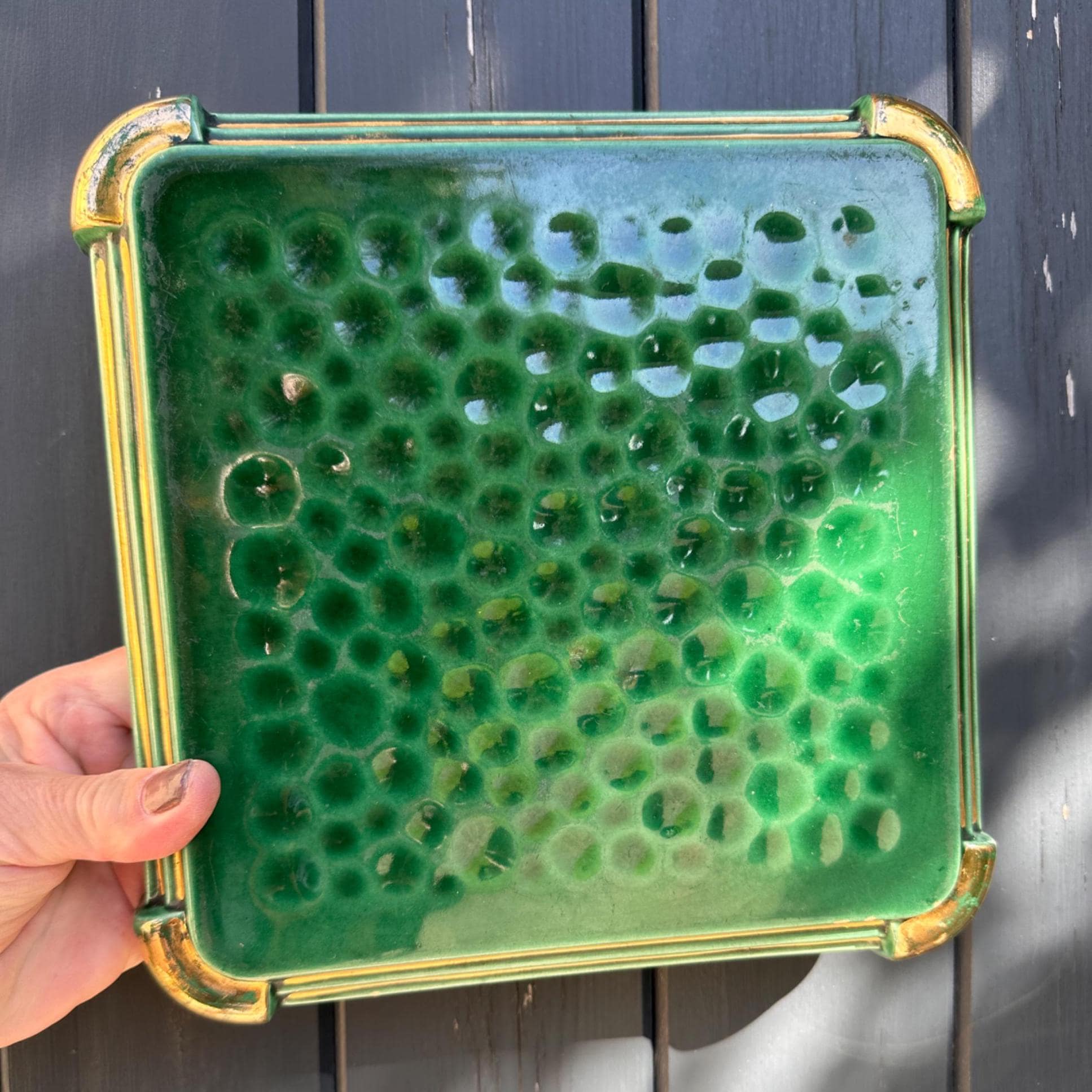 Dessous-de-plat ancien en céramique Poët-Laval – Vert émeraude