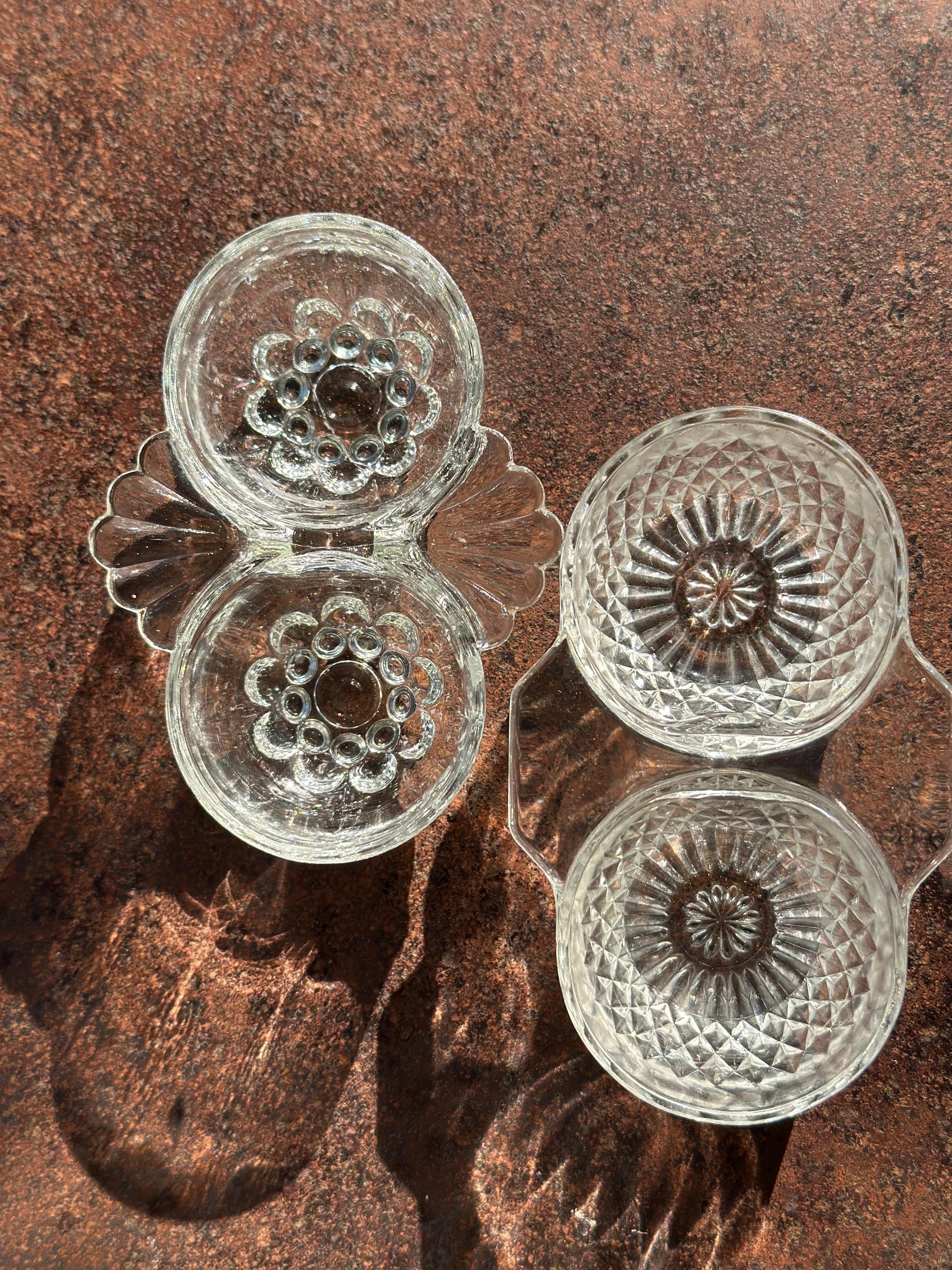 Salières Doubles Anciennes en Verre Moulé - Détournables en Bougeoirs de Table - Style Art Déco -Pointes de Diamant-Hobnail - lot de 2
