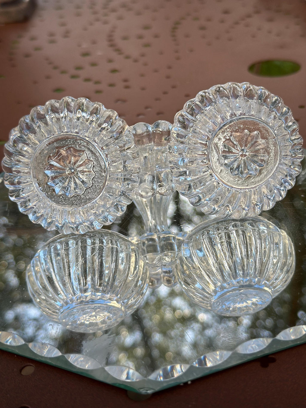 Paire de Salières Doubles en Verre Moulé Portieux – Bougeoirs de Table Rétro