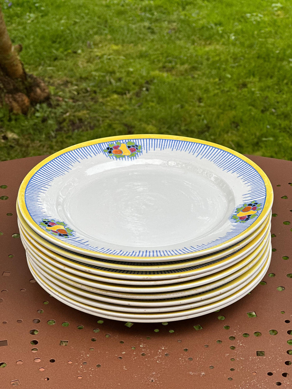Lot de 10 Assiettes Boch Frères La Louvière Art Déco, Décor Fruitier
