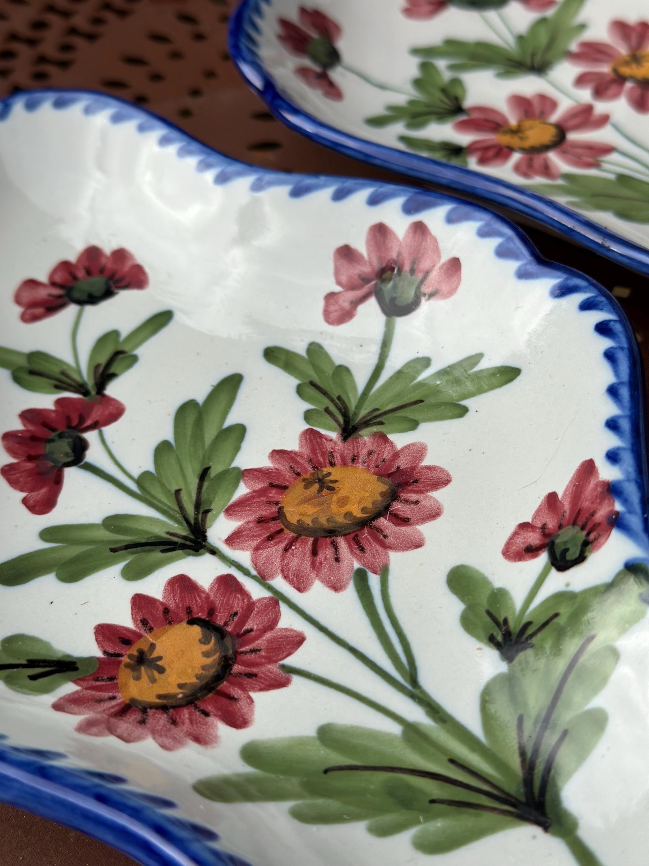 Vintage Ceramic Dish Bowls – Hand-Painted Floral Decor – Retro Trinket Dish or Ramekin – Chic Country Charm - set of 2