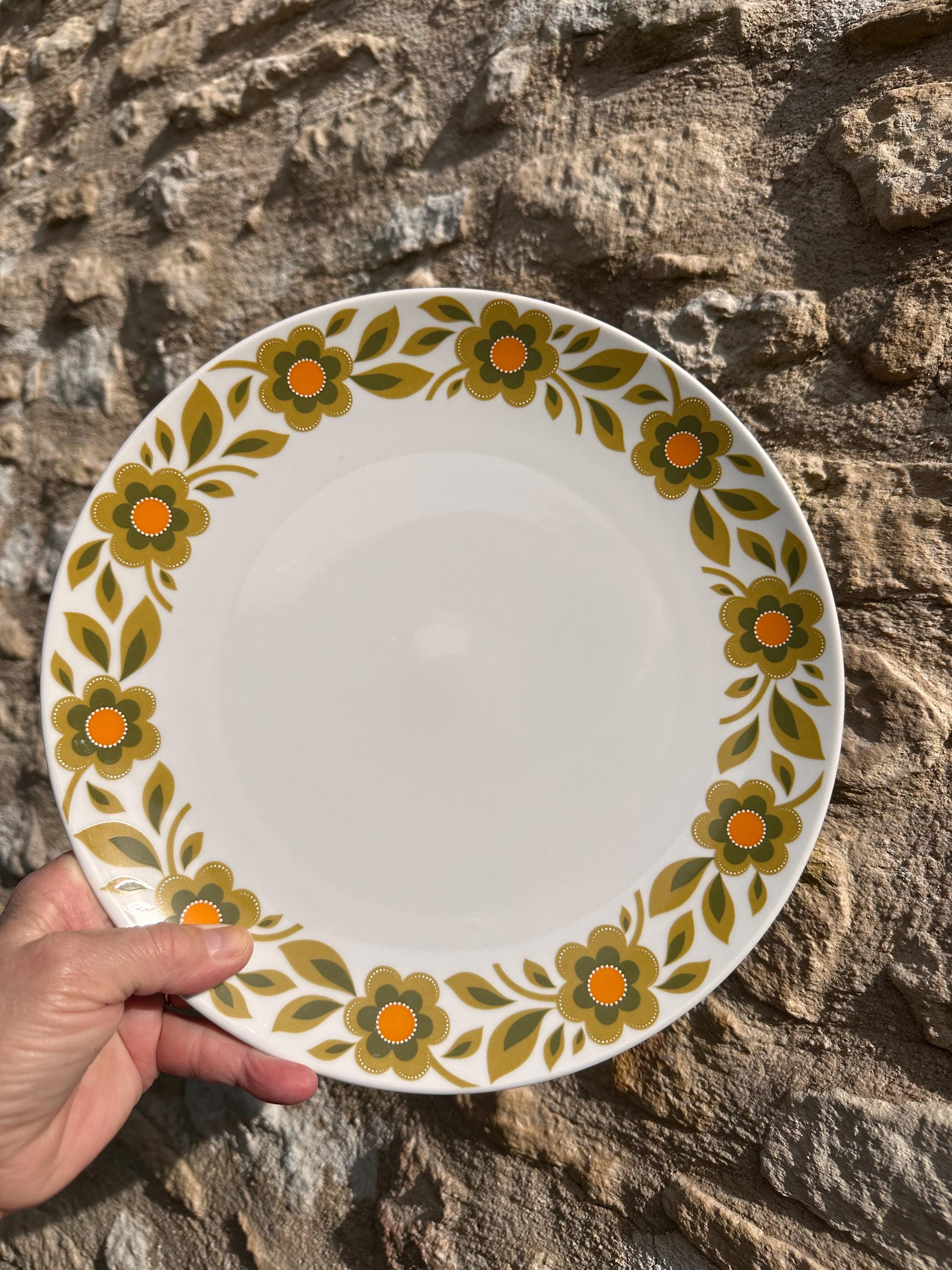 Schirnding Bavaria Cake Dish – 70s Pop-Art Style