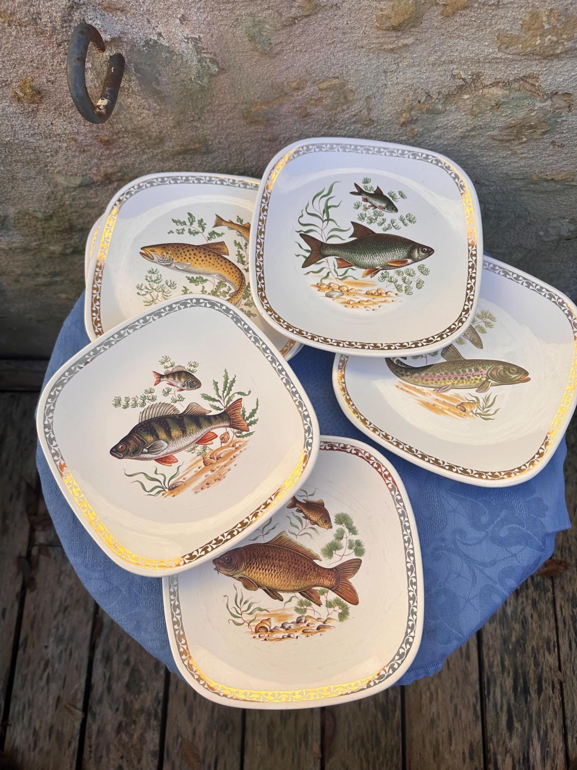 Set of 5+1 Longchamp Square Fish Plates, Porcelain and Gilding