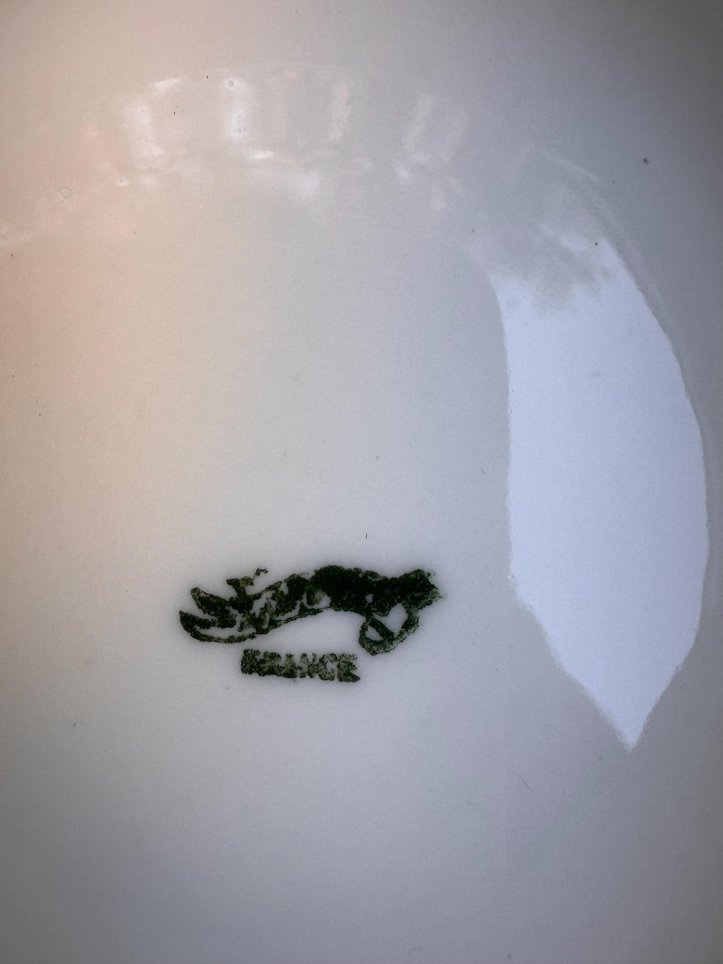 Plat sur piédouche Bernardaud Limoges – Porcelaine ancienne