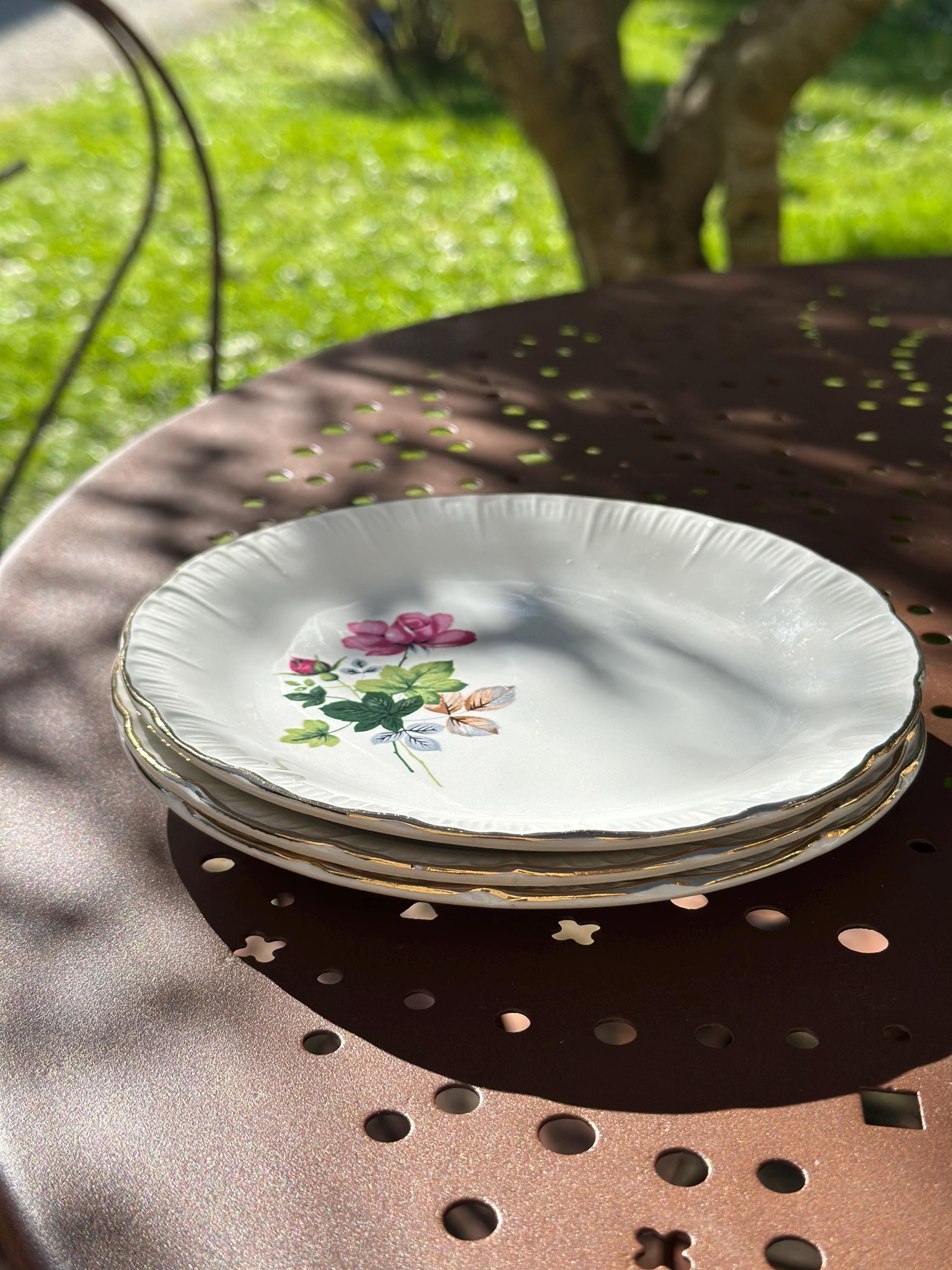 Lot de 3 Assiettes à Dessert Digoin Sarreguemines "Baccarat" – Roses & Or