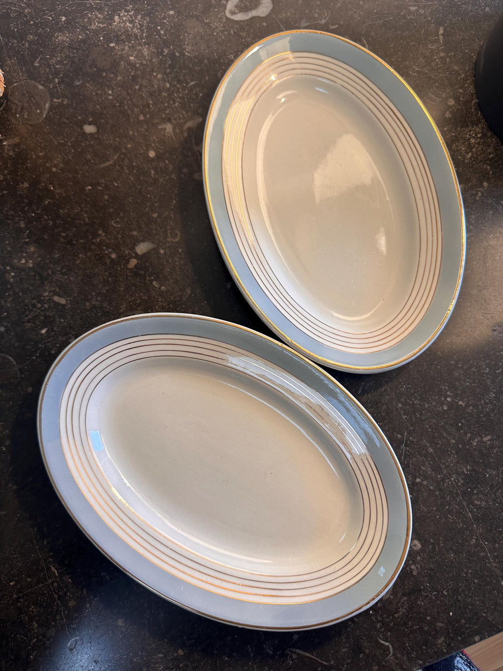 Raviers coupelles Vintage Lunéville K&G – Modèle Art Déco Demi-Porcelaine à Filets Or et Bande Bleue – France, Années 30/40 - lot de 2