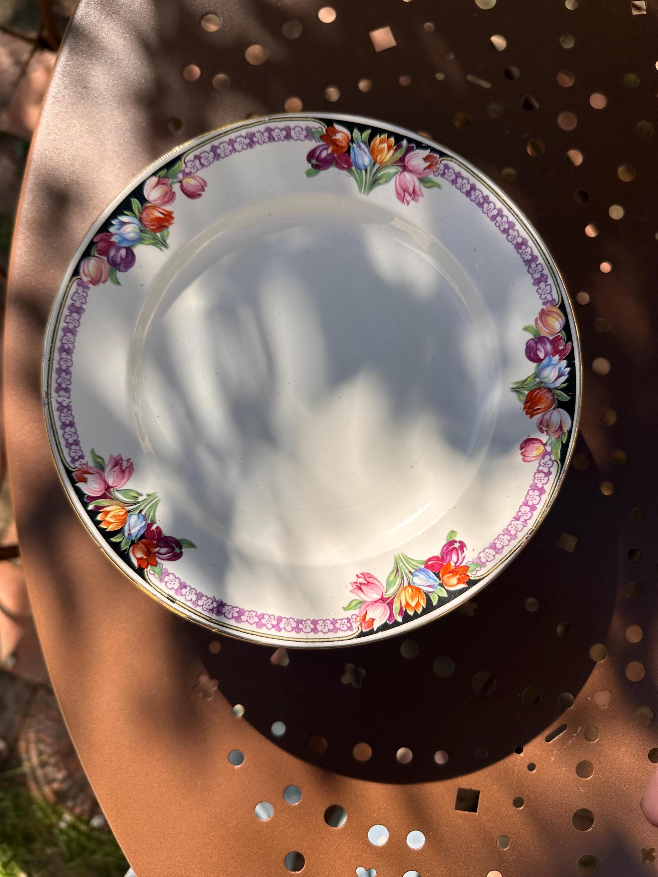 8 antique Saint-Amand dessert plates – Tulip decor