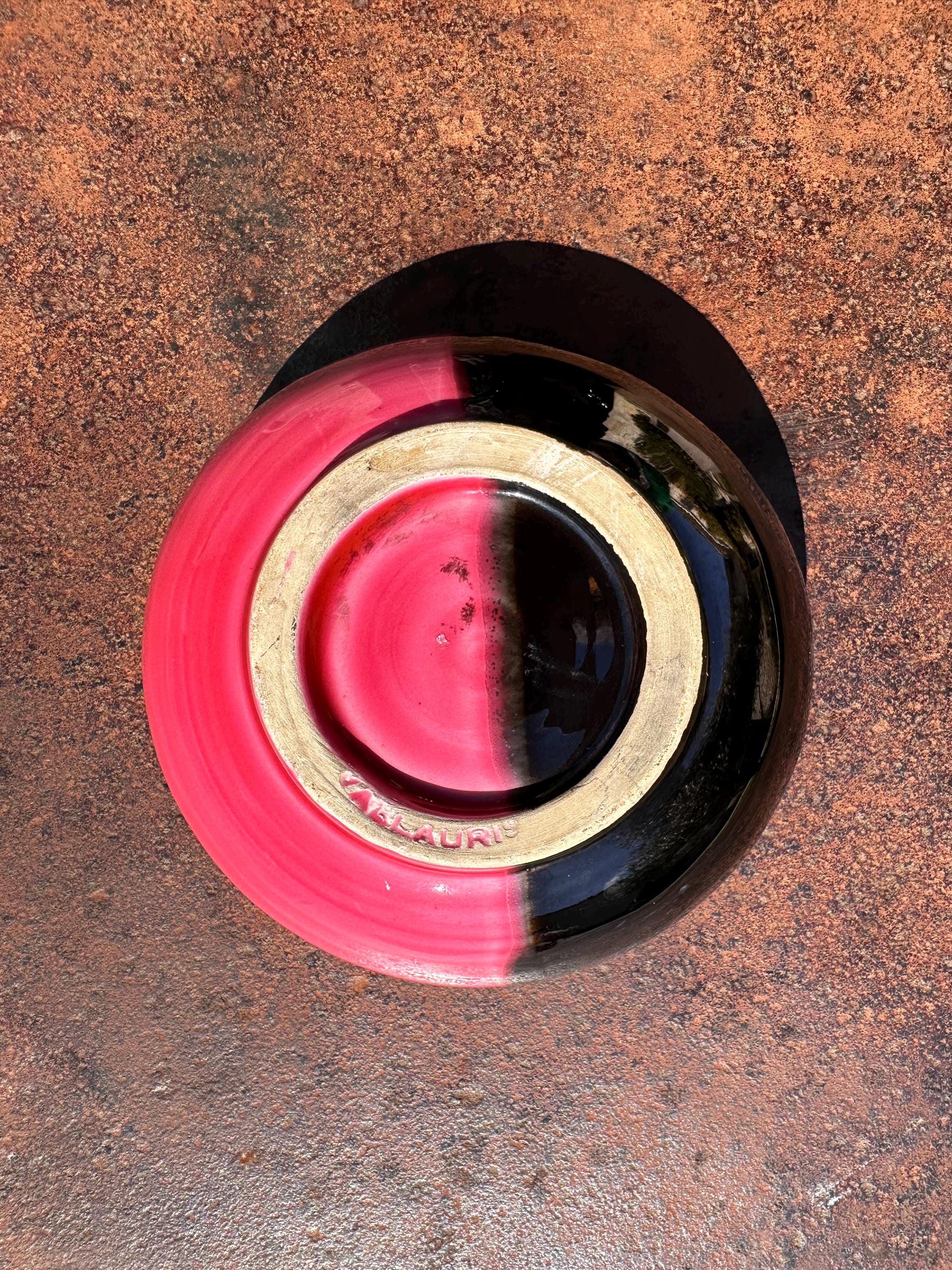 Vintage Vallauris pink and black ashtray – Mid-Century Design