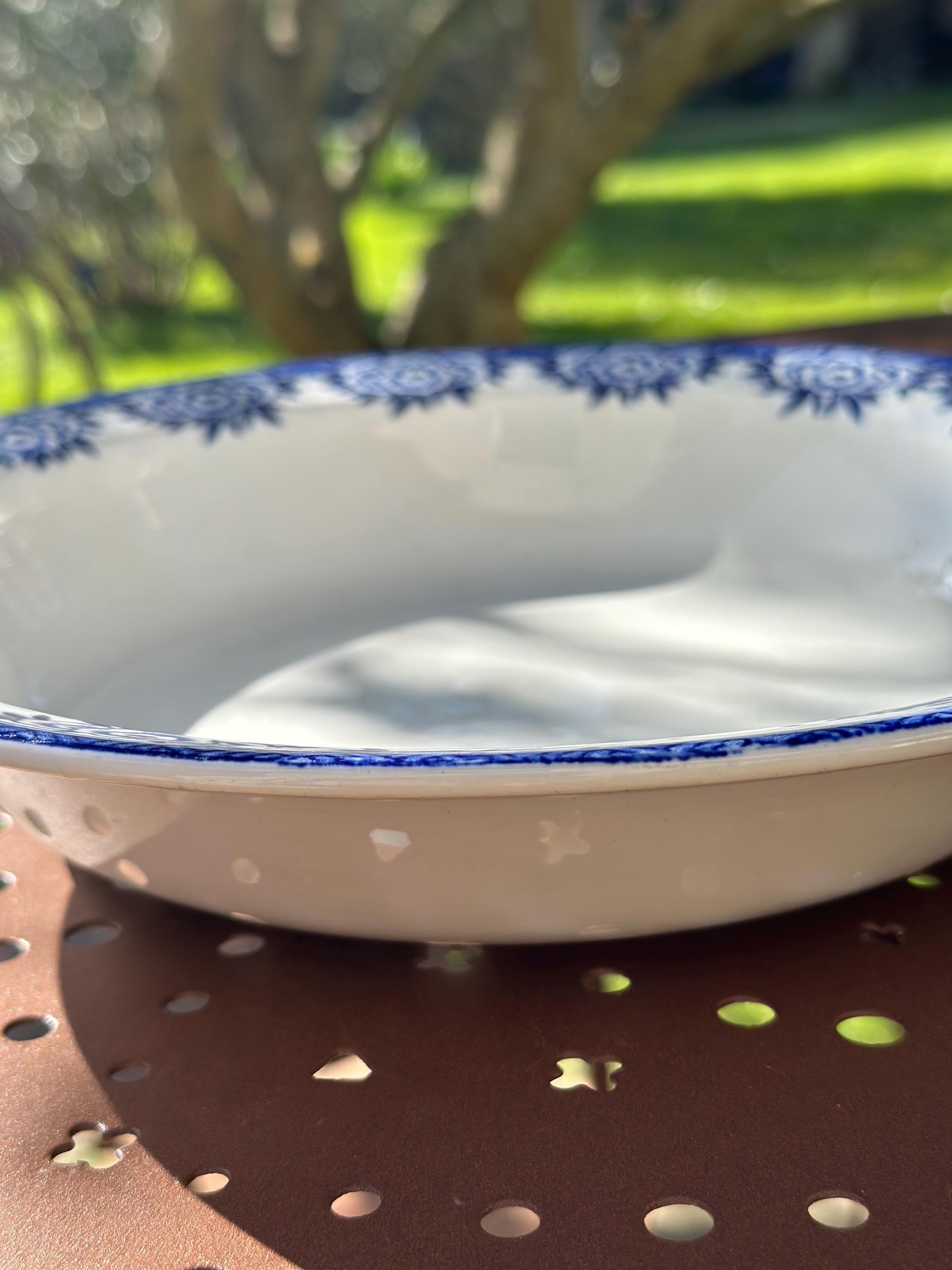 Grand plat creux en faïence Sarreguemines – Modèle Capri