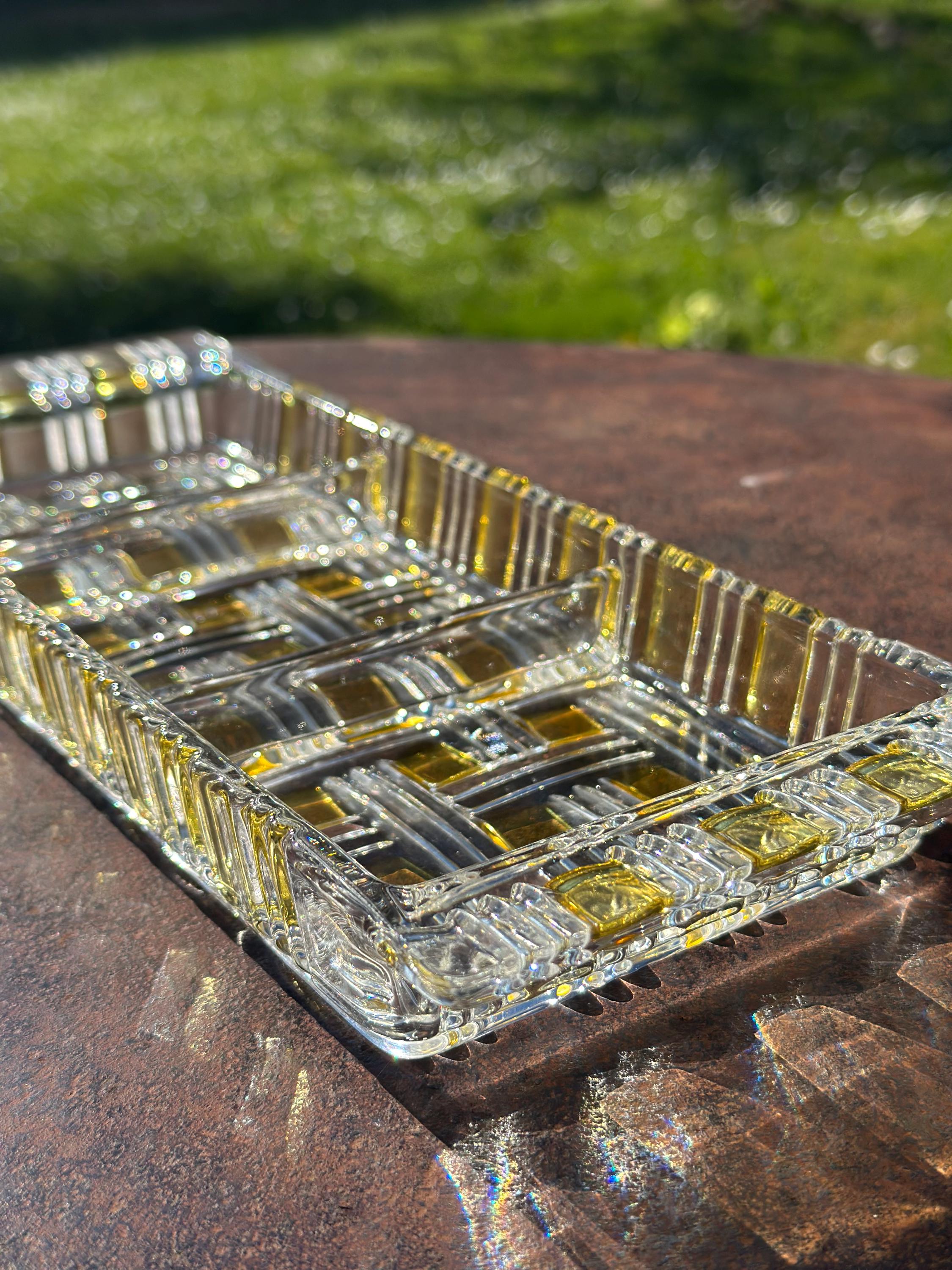 Plat compartimenté Walther Glas – Verre pressé effet cannage et ambre