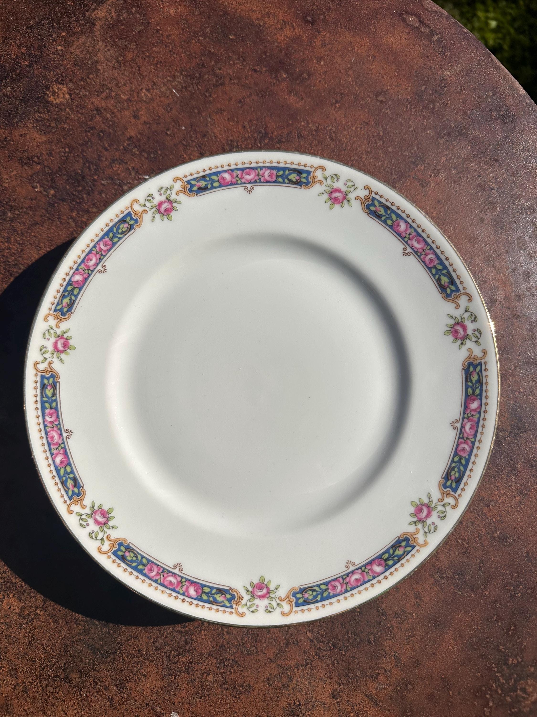 6 assiettes à dessert Bernardaud Limoges – Porcelaine ancienne