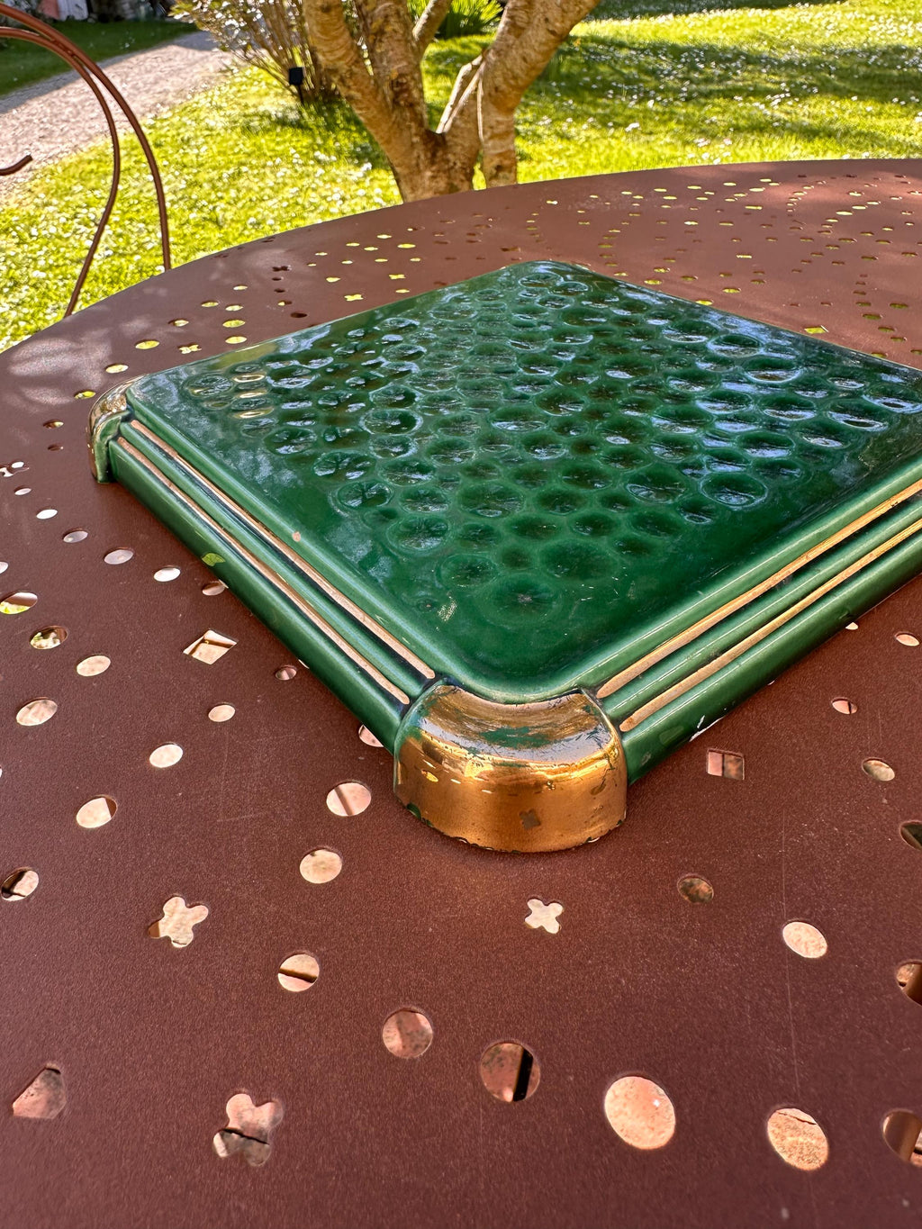 Dessous-de-plat ancien en céramique Poët-Laval – Vert émeraude