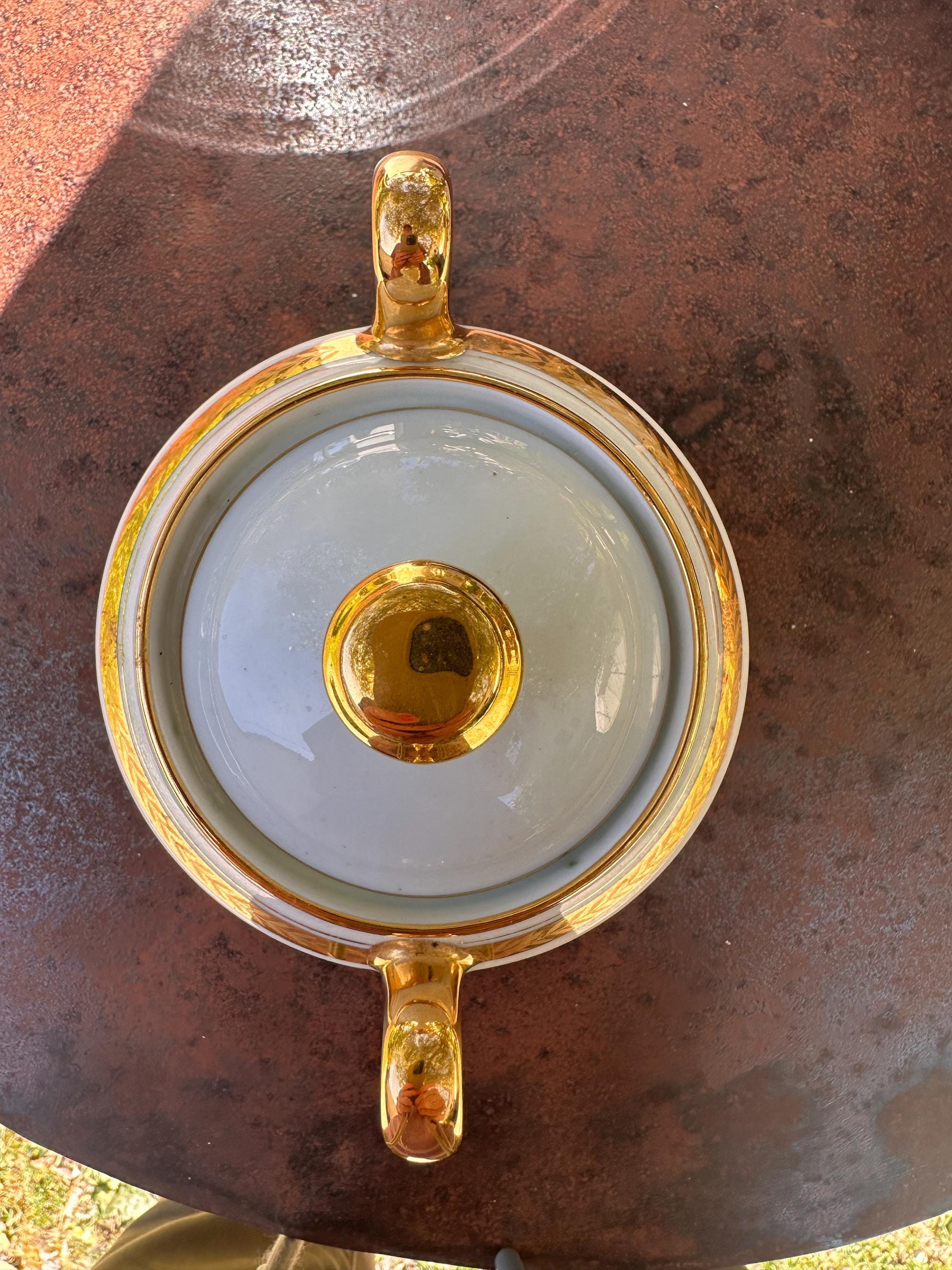 Service à Thé Porcelaine de Sologne Larchevêque, Blanc & Or (Trio)
